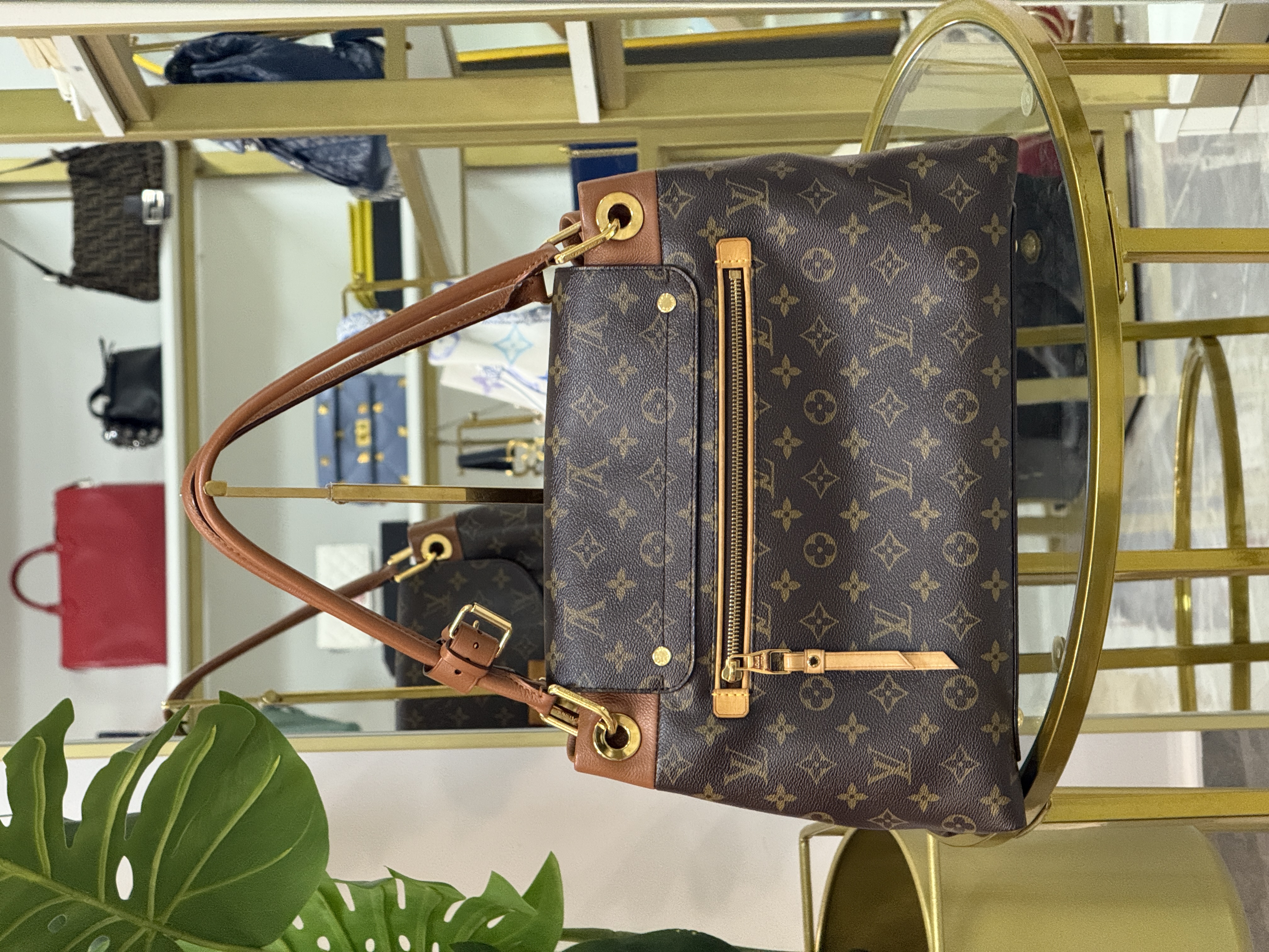 LOUIS VUITTON SHOULDER