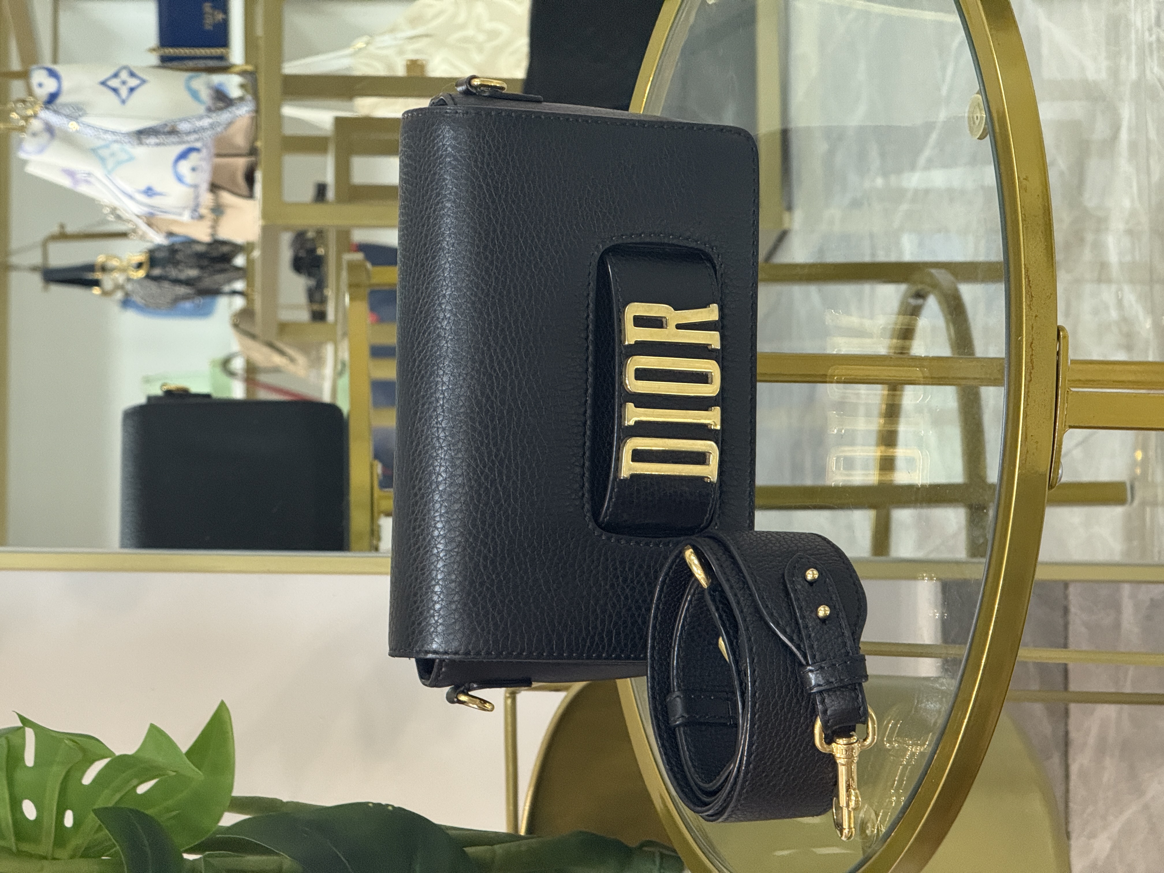 Dior (R) Evolution Mediana