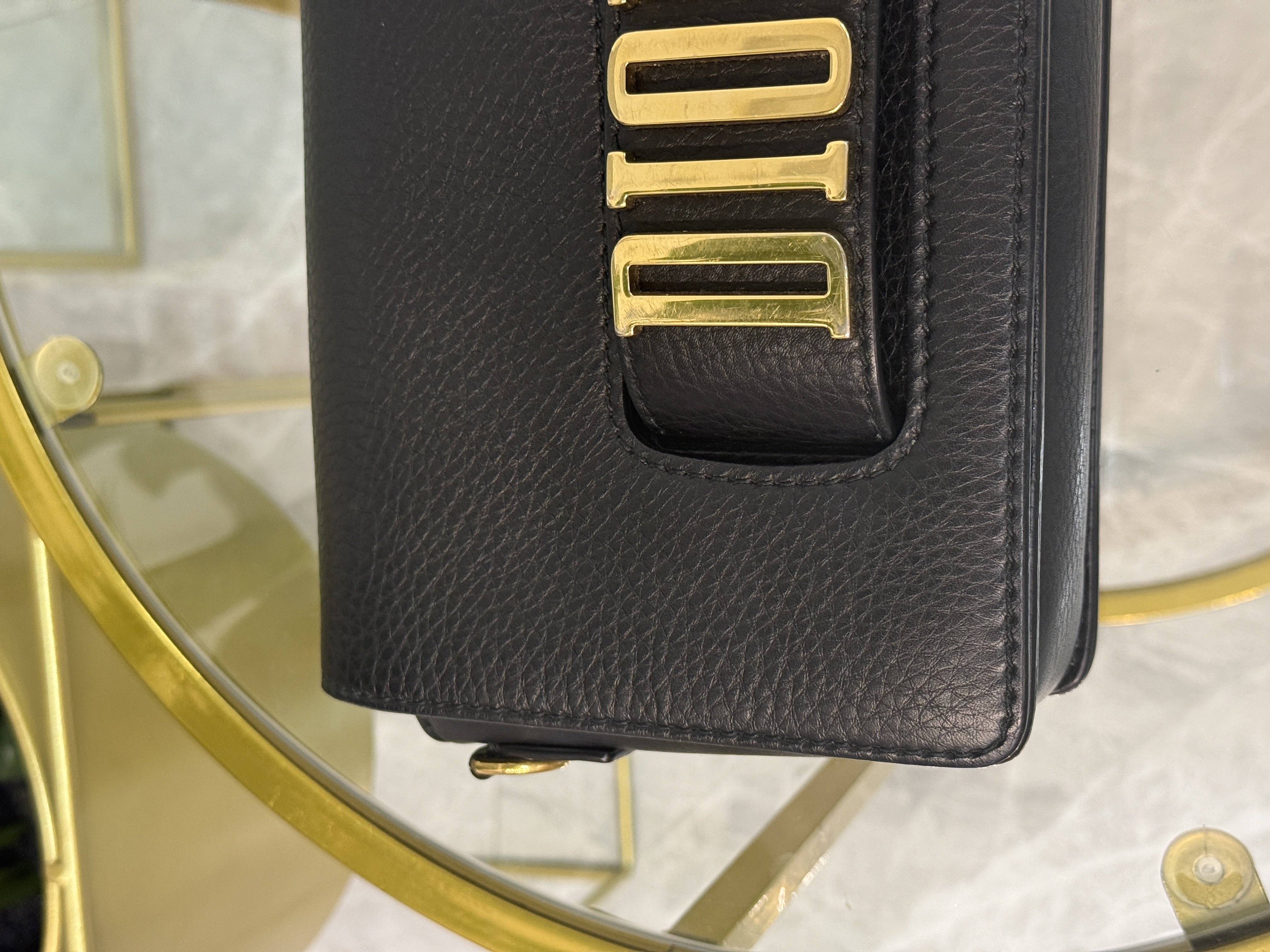 Dior (R) Evolution Mediana