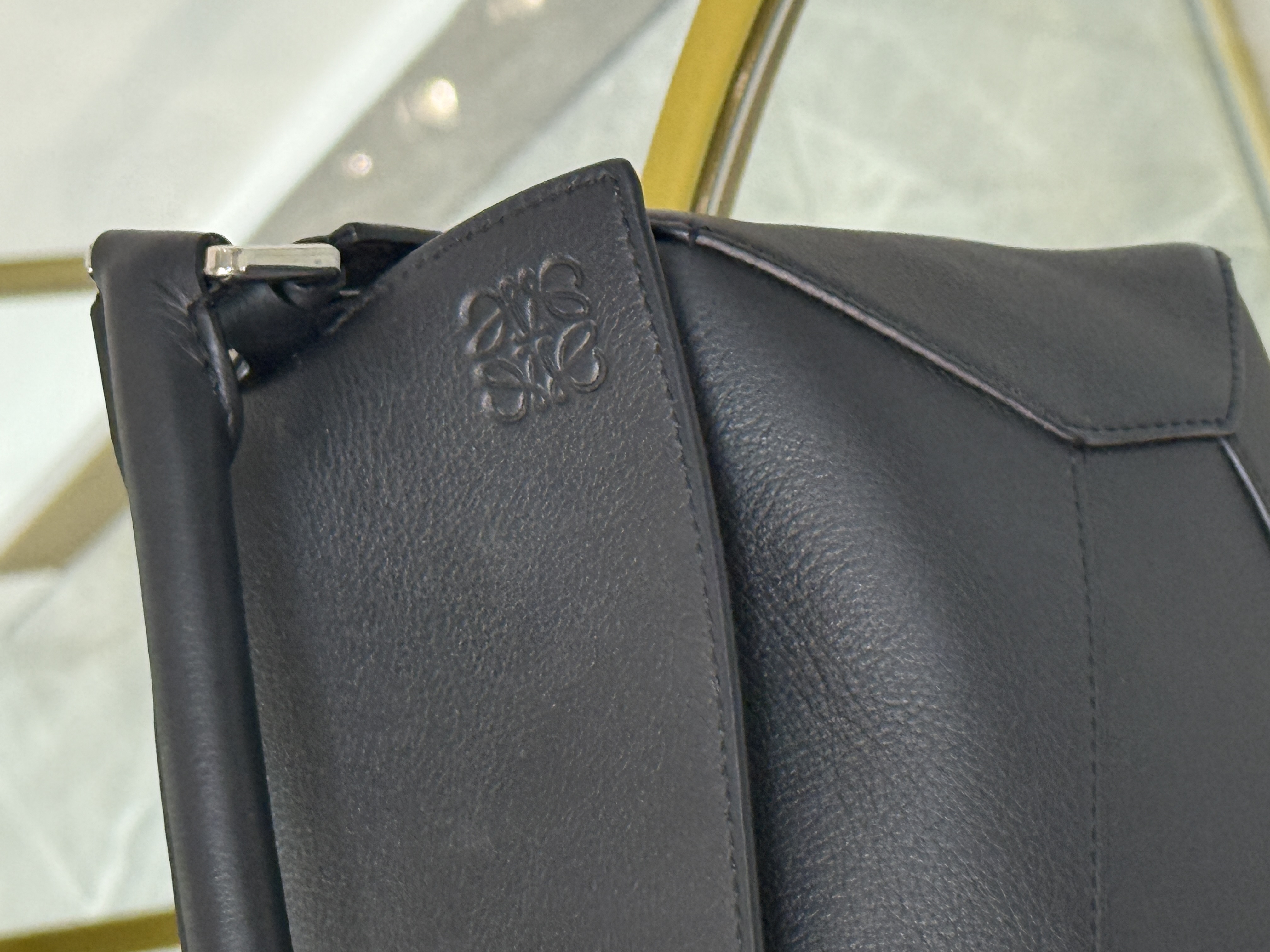 Loewe Puzzle Small negro