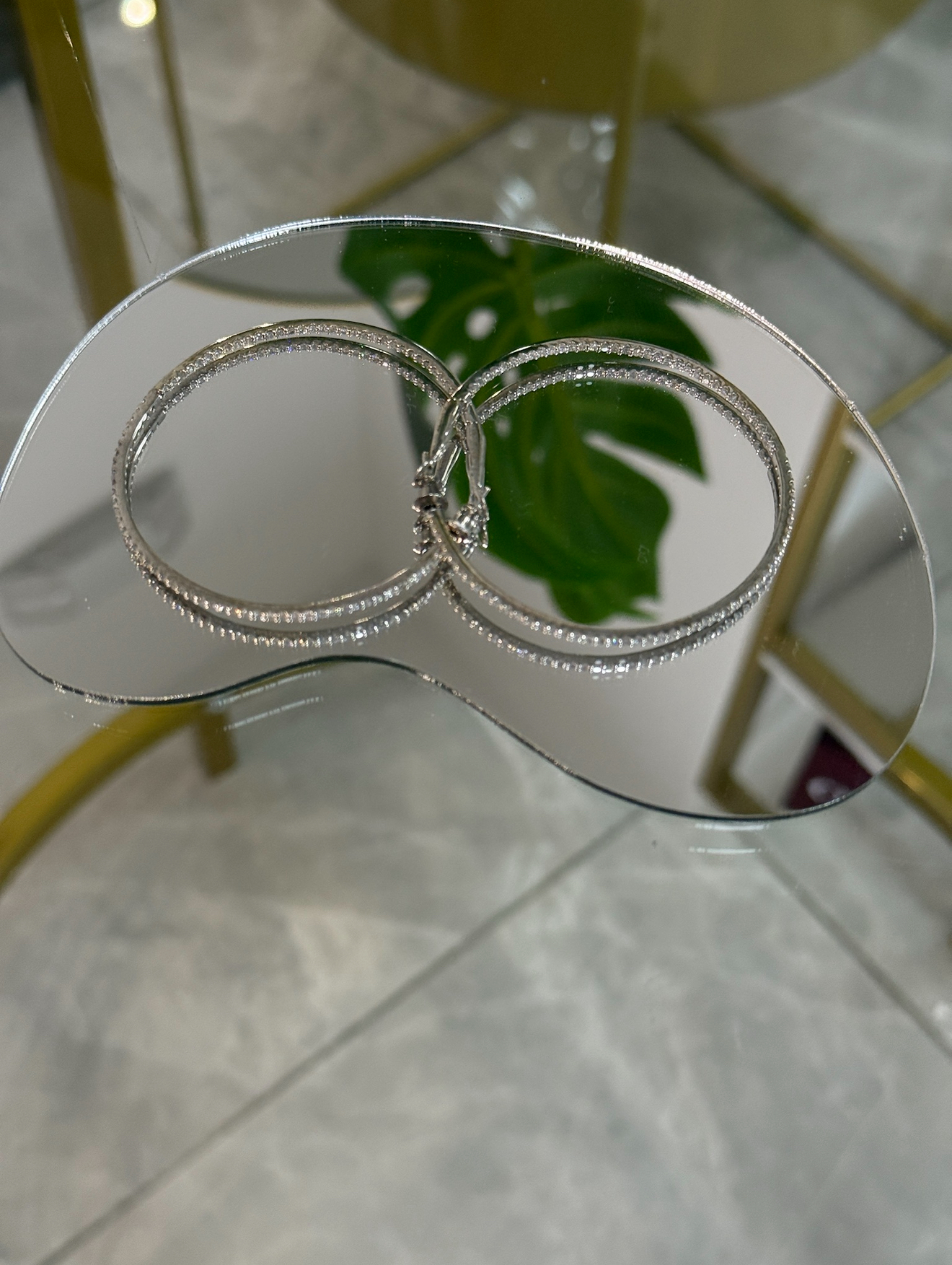 Argollas de oro blanco 18k y diamantes 1.50ct.