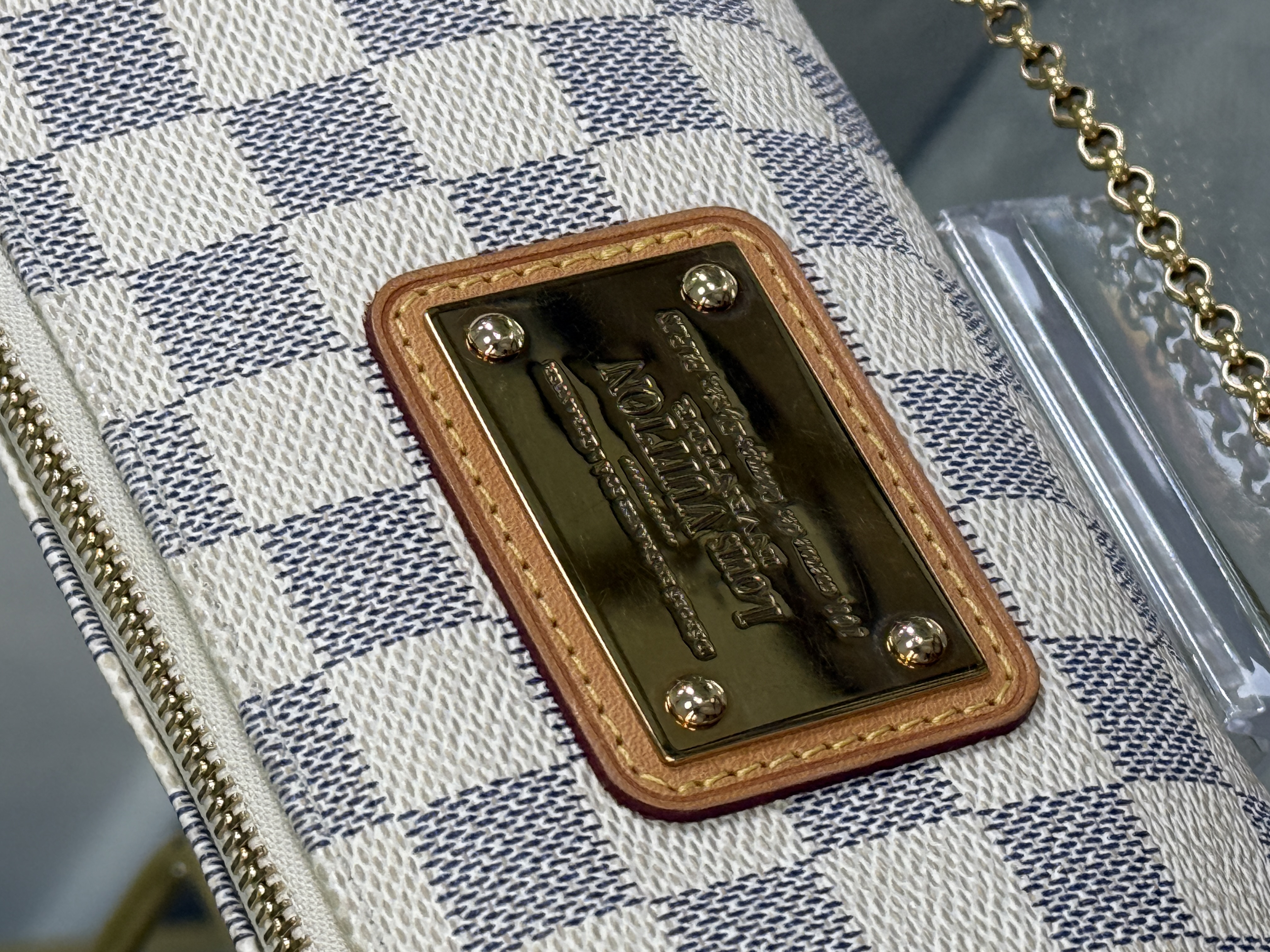 Louis Vuitton Eva 