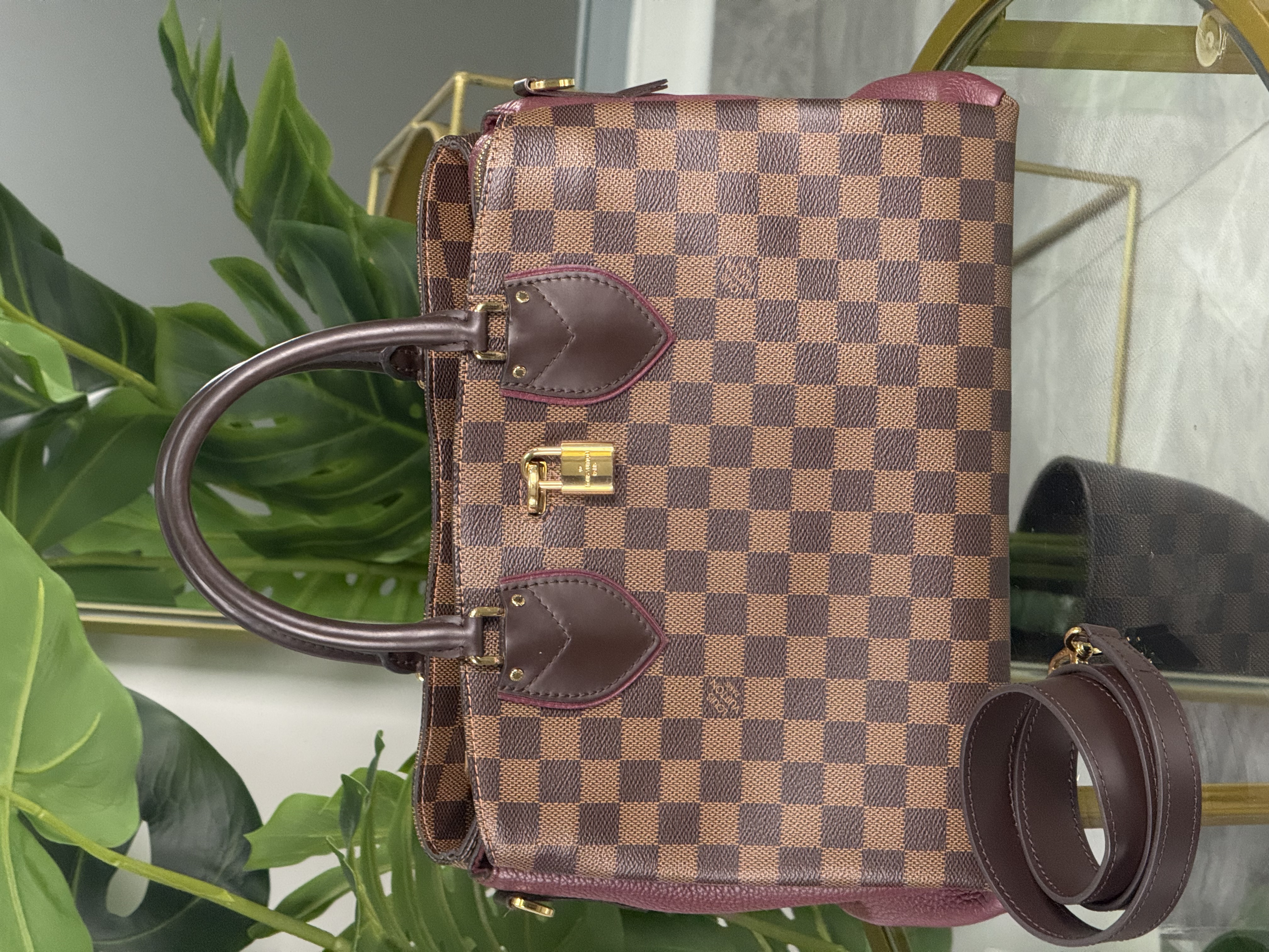 Louis Vuitton Damier Ebene 