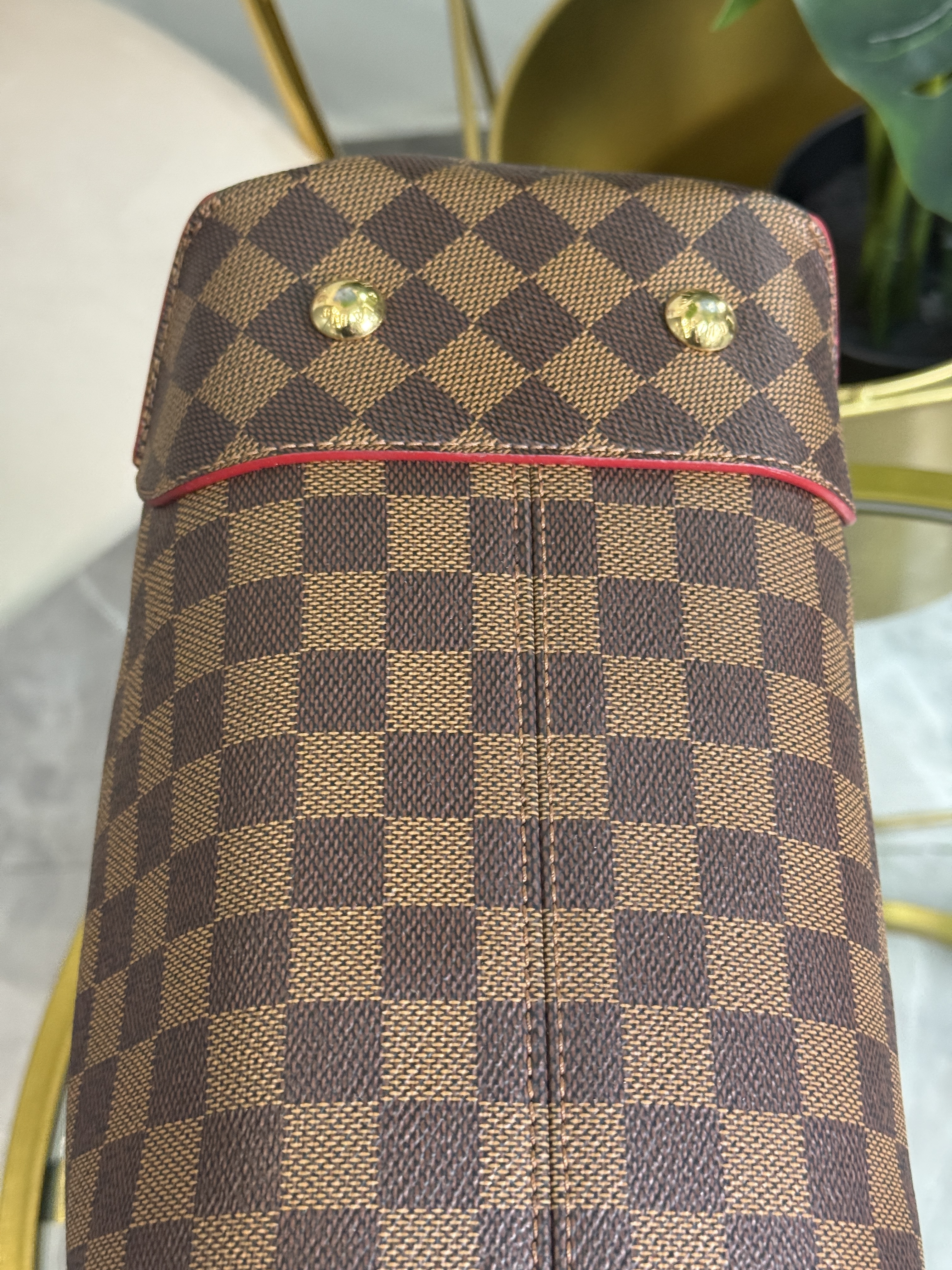 Louis Vuitton Damier Ebene