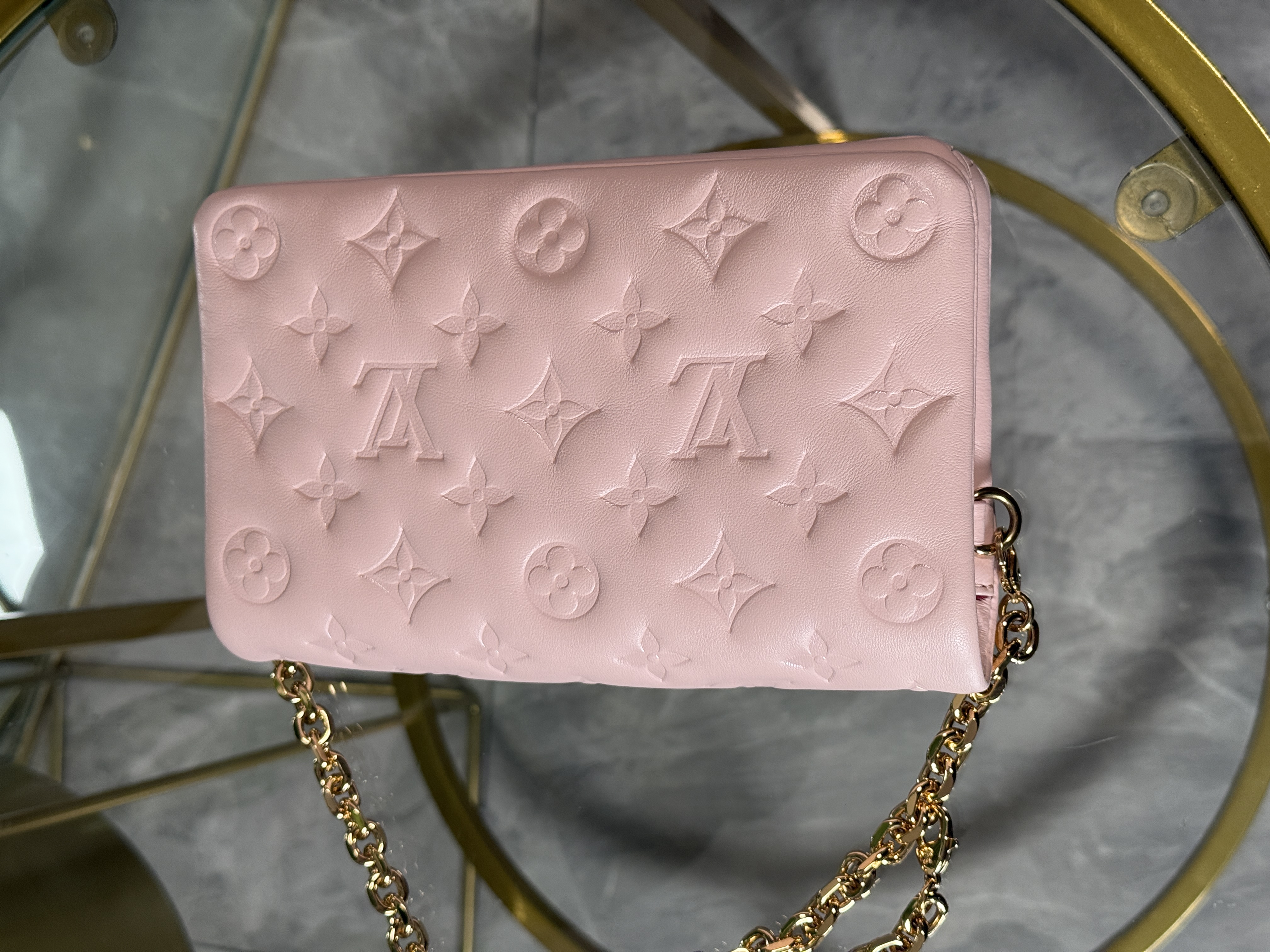 Luis Vuitton Coussin Pochette Sin Uso