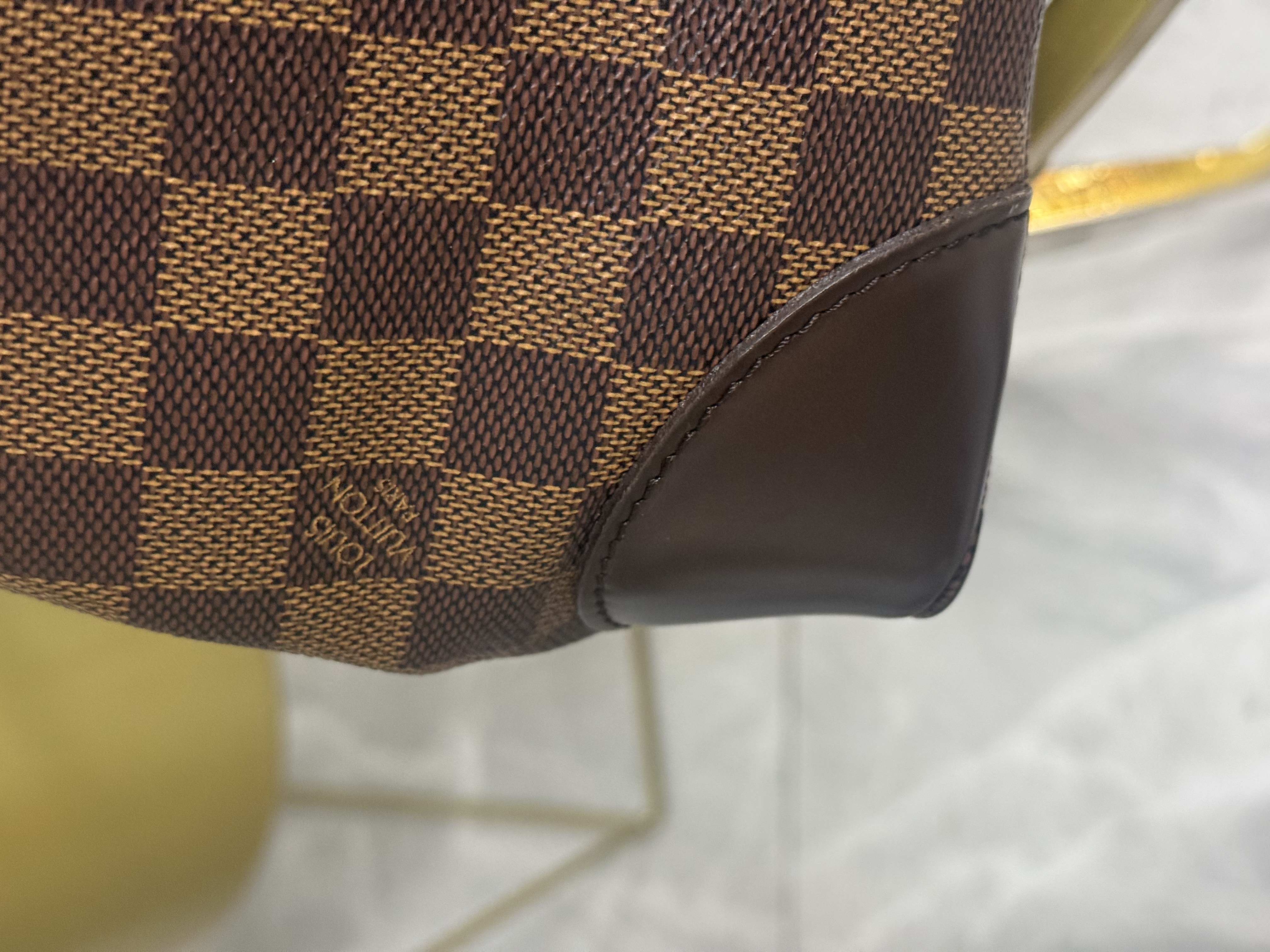 Louis Vuitton Tote GM