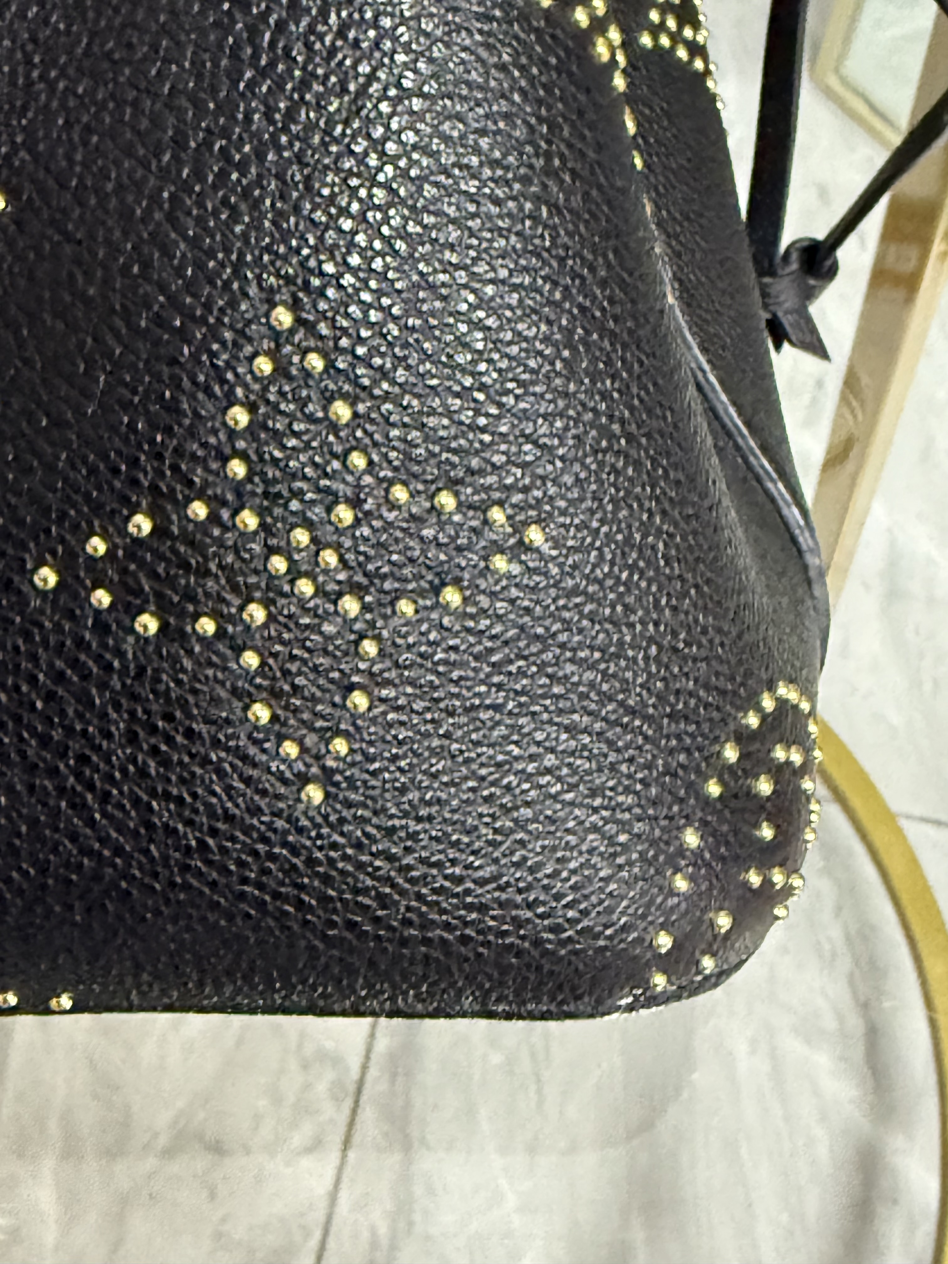 Louis Vuitton Neo Noe Limited Edition