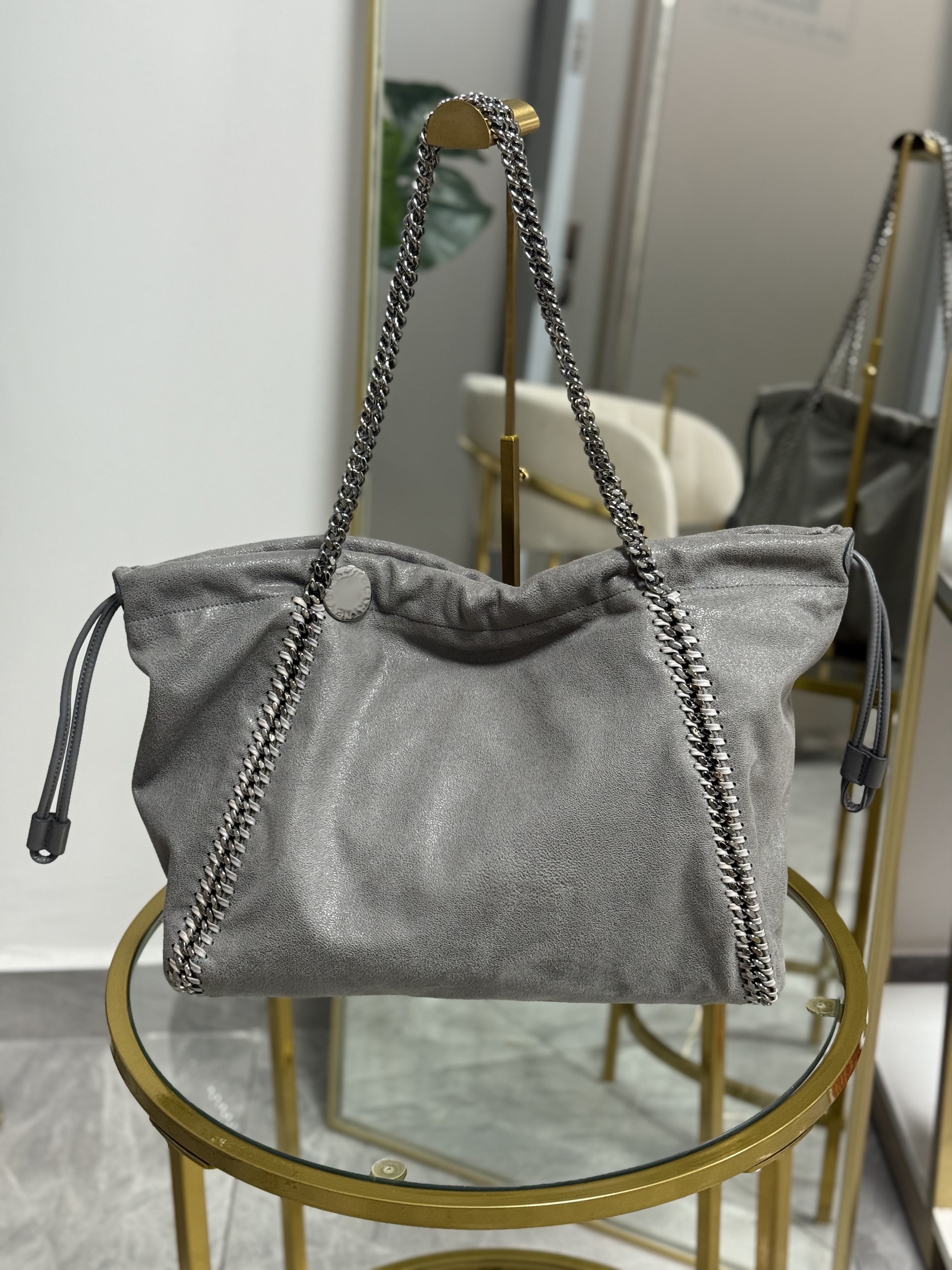 Stella McCartney Tote Gris Sin uso 