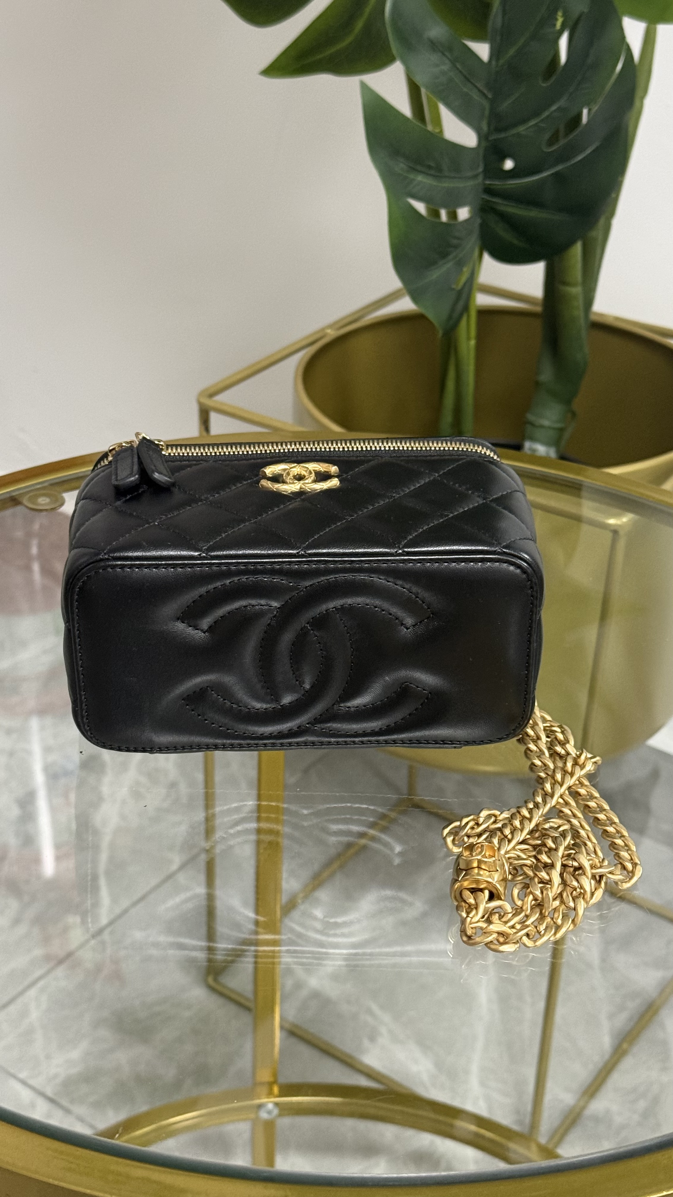 Chanel Vanity Coco Crush