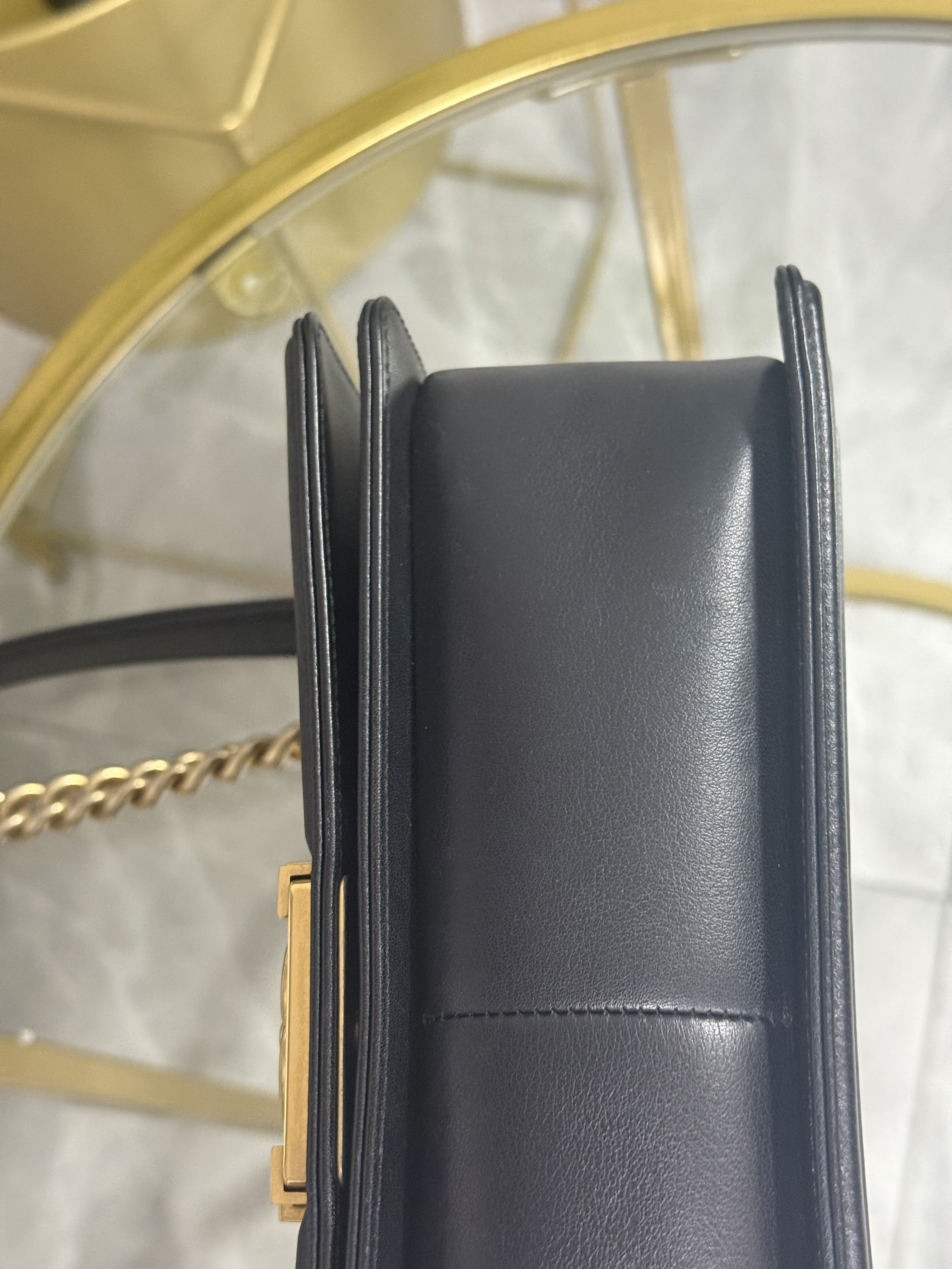 Chanel Boy Negro 9.75 “ Ancho