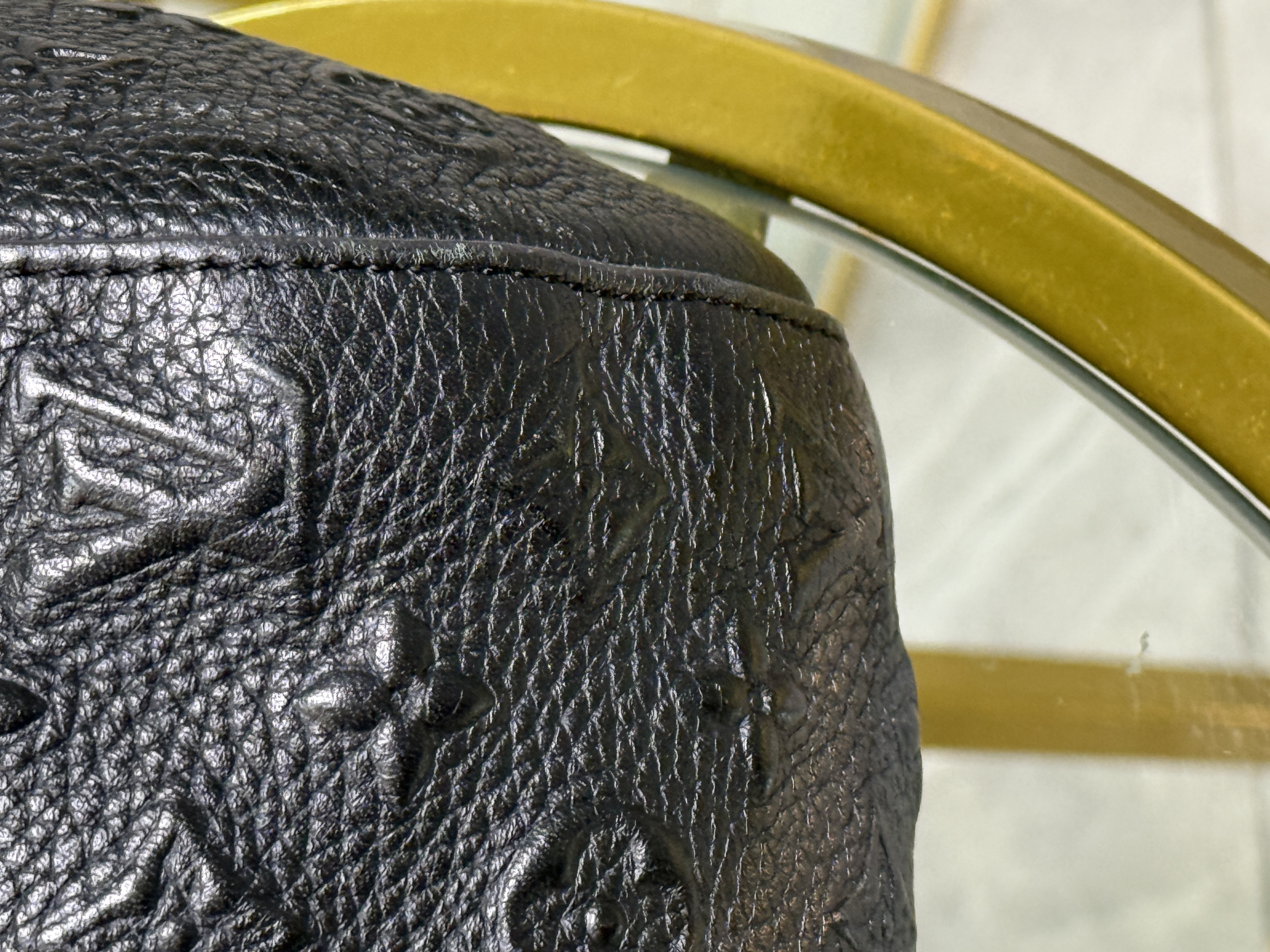 Louis Vuitton Papillon Empreinte Leather Negro   