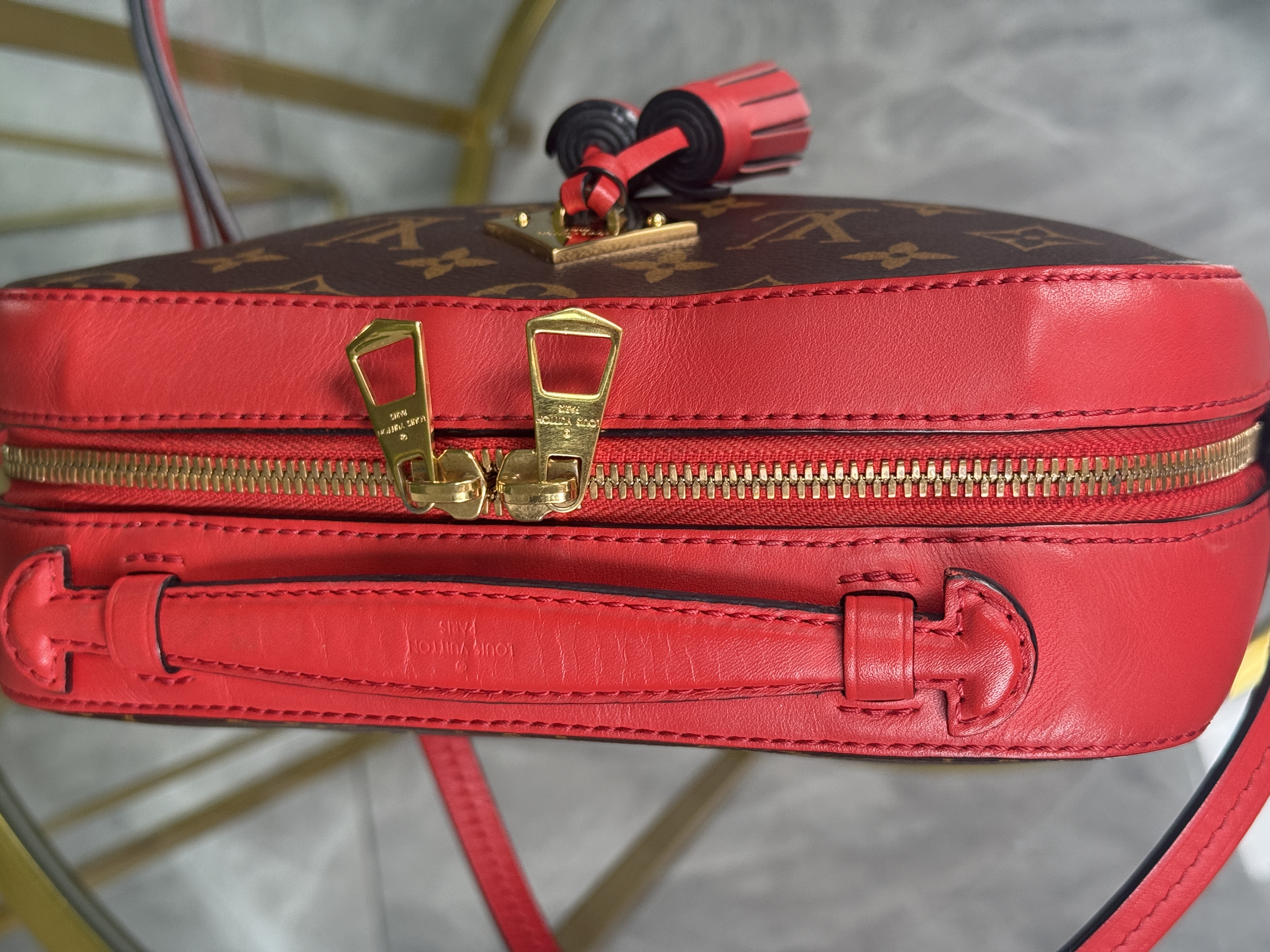 Louis Vuitton Crossbody 