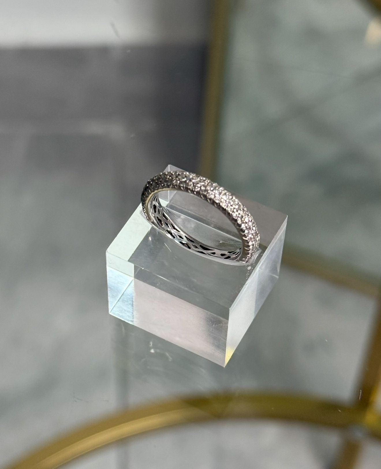 Anillo Oro Blanco 14kt con Diamantes Oave