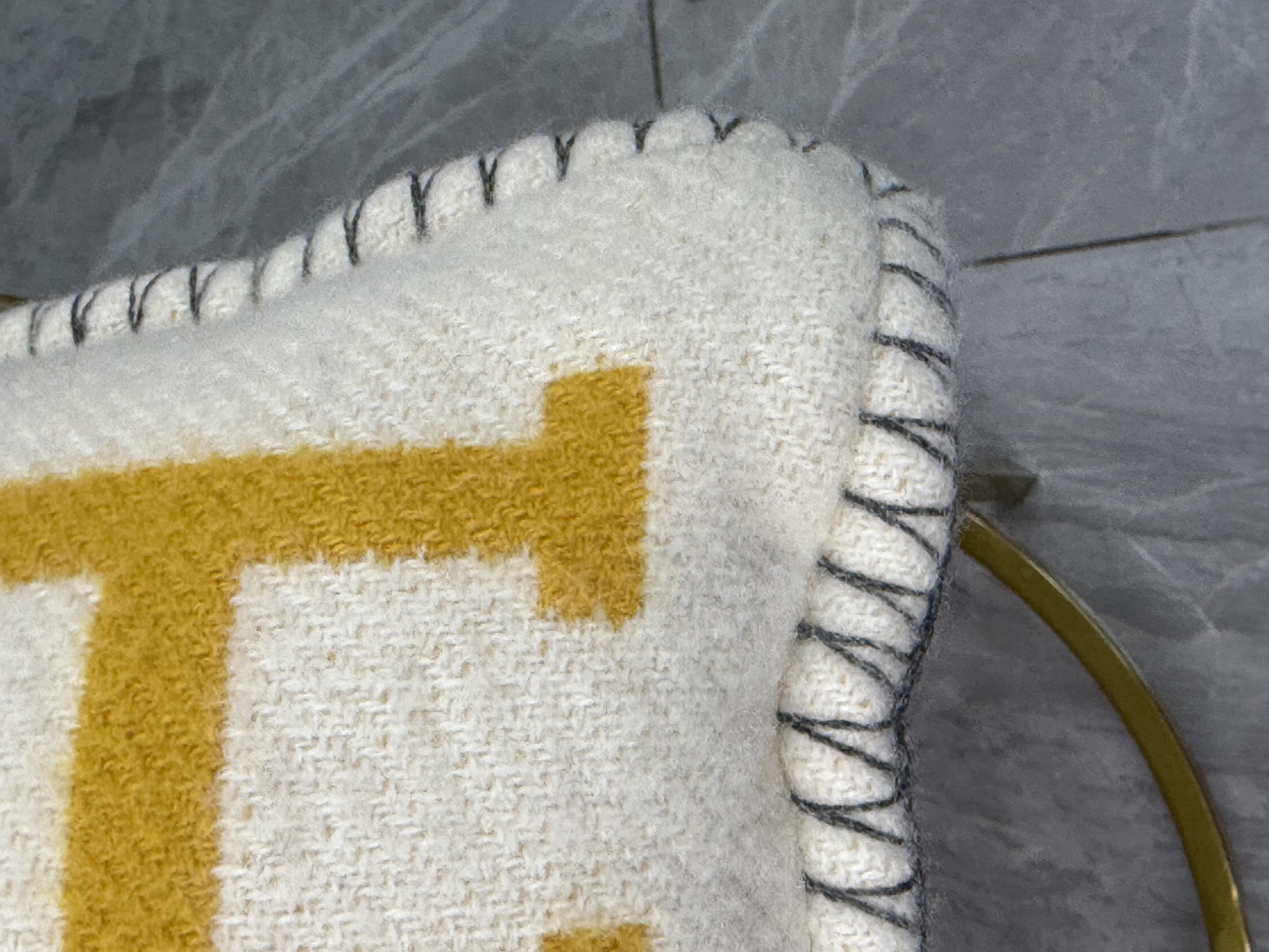 Hermes Throw Pillow (cojín)