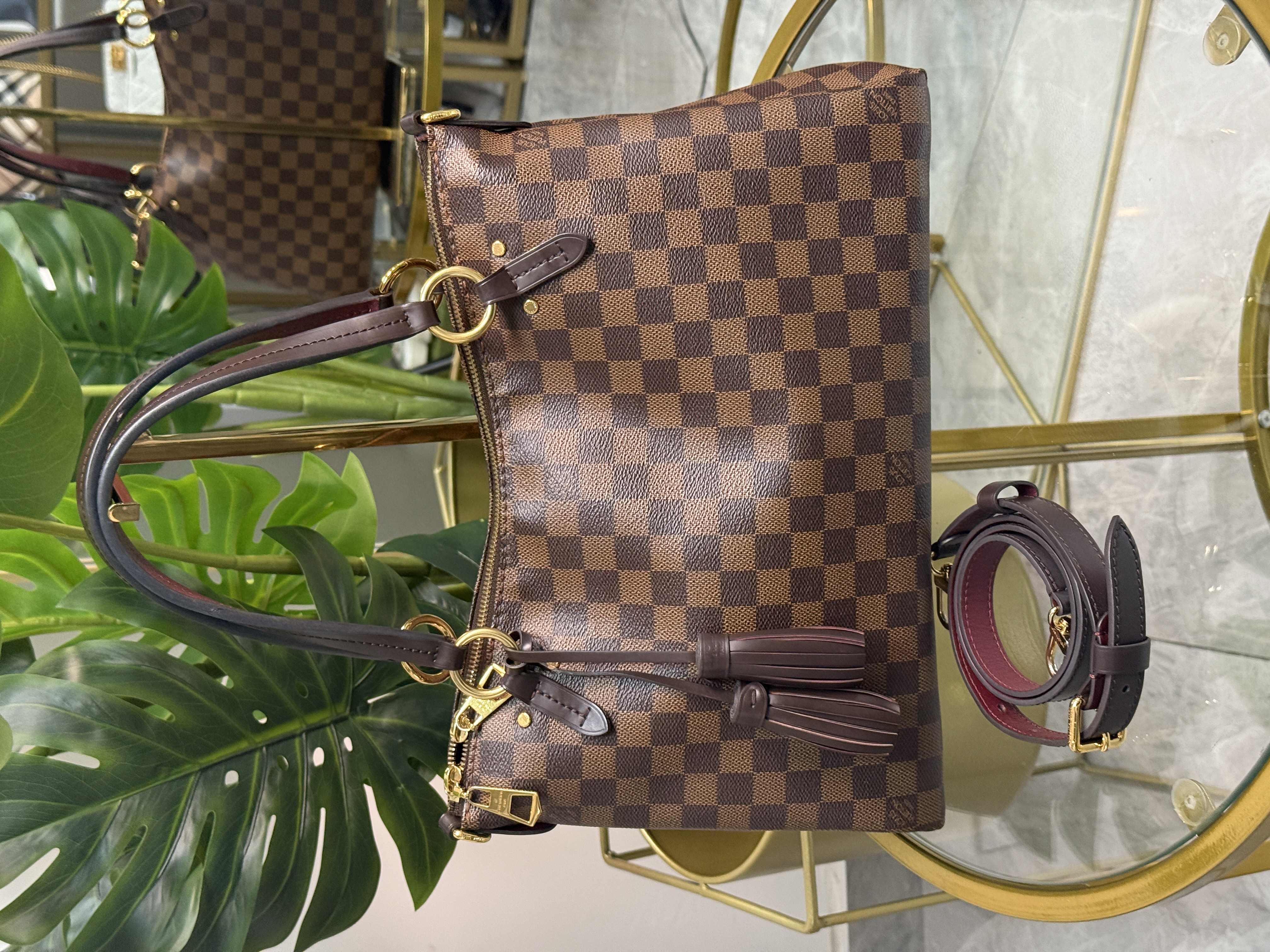 Louis Vuitton Crossbody/Shoulder 
