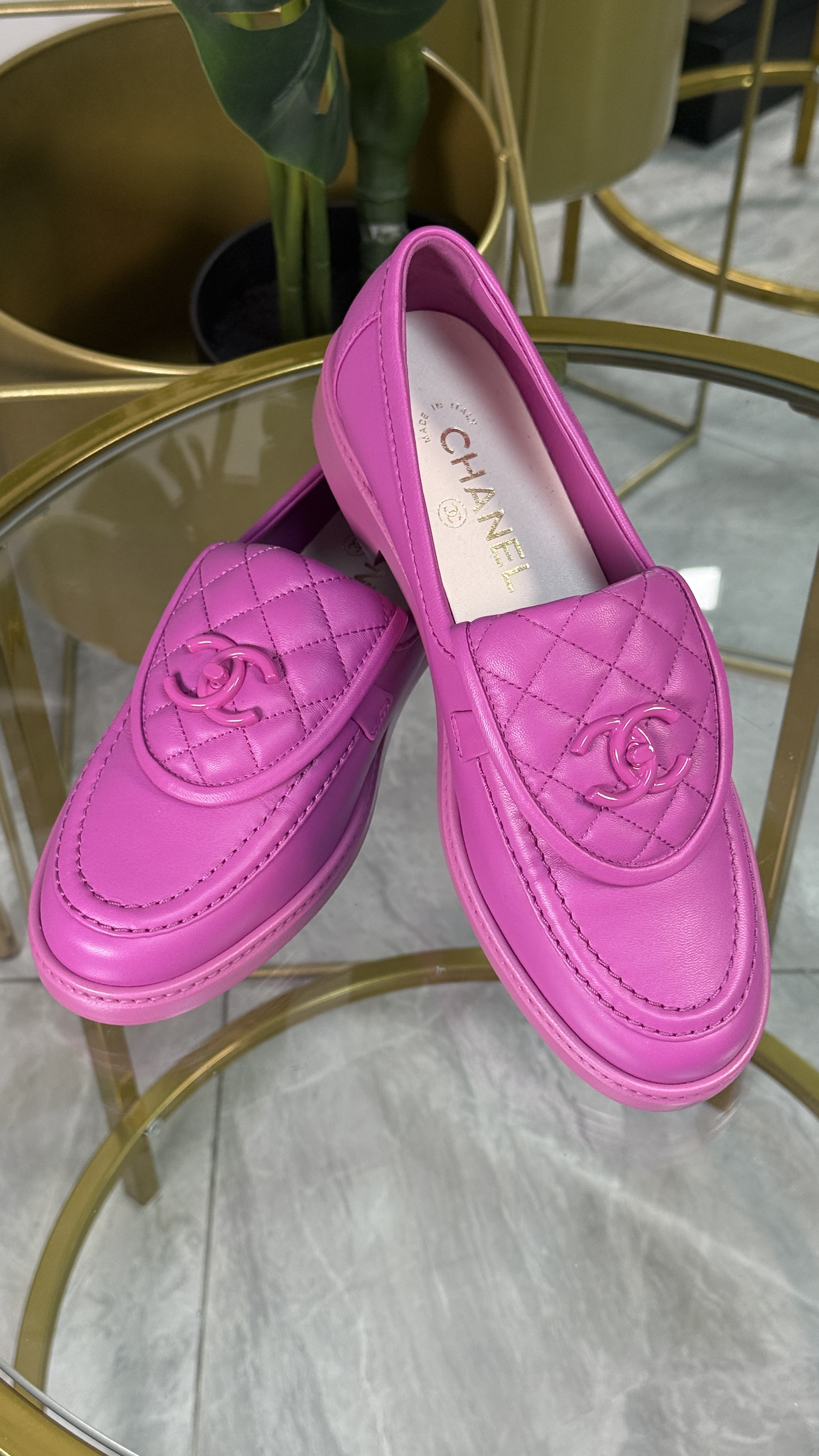 Chanel Classic Loafers Talla 38.5 (7.5)