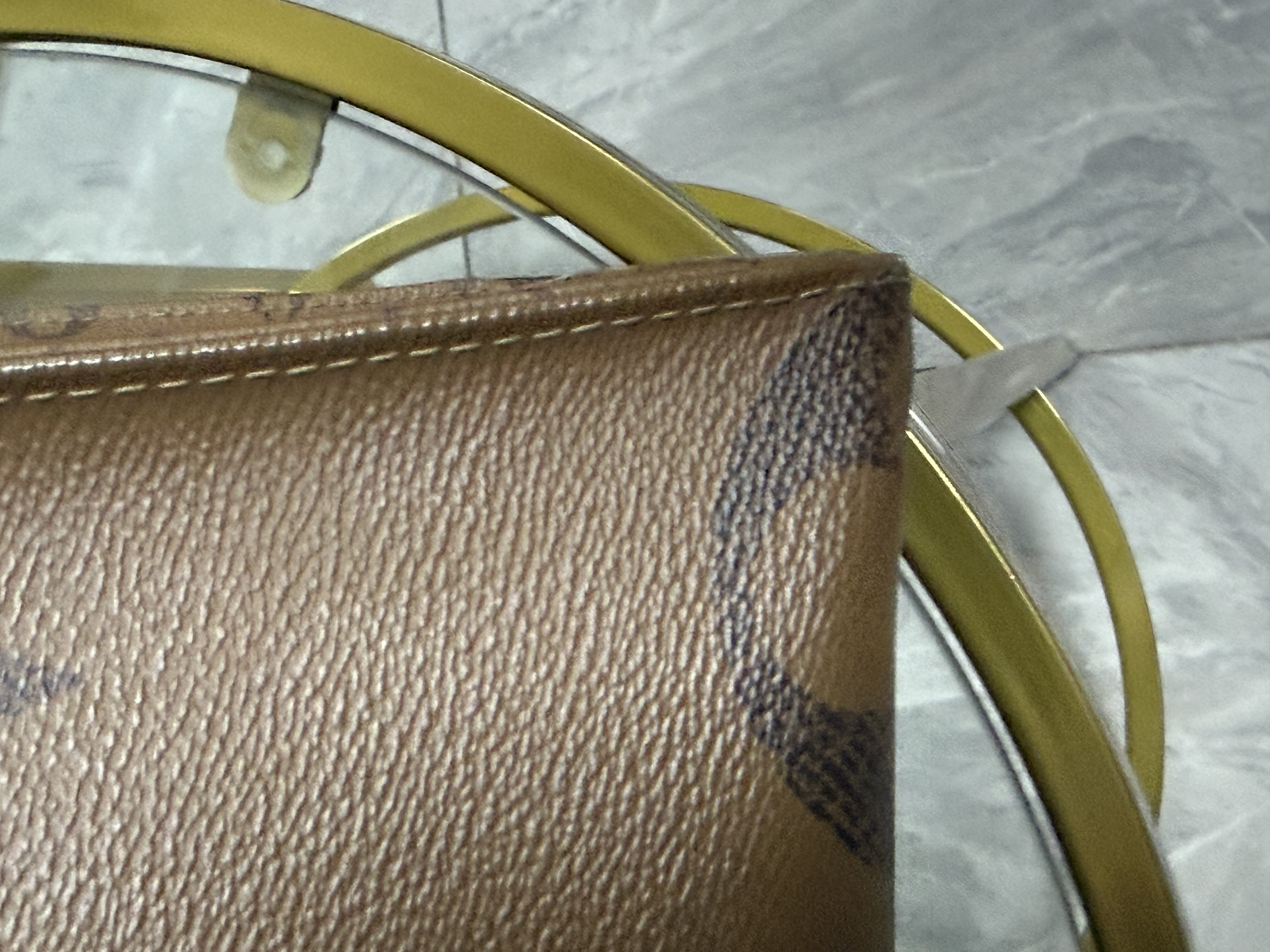 Louis Vuitton On the Go Mediano