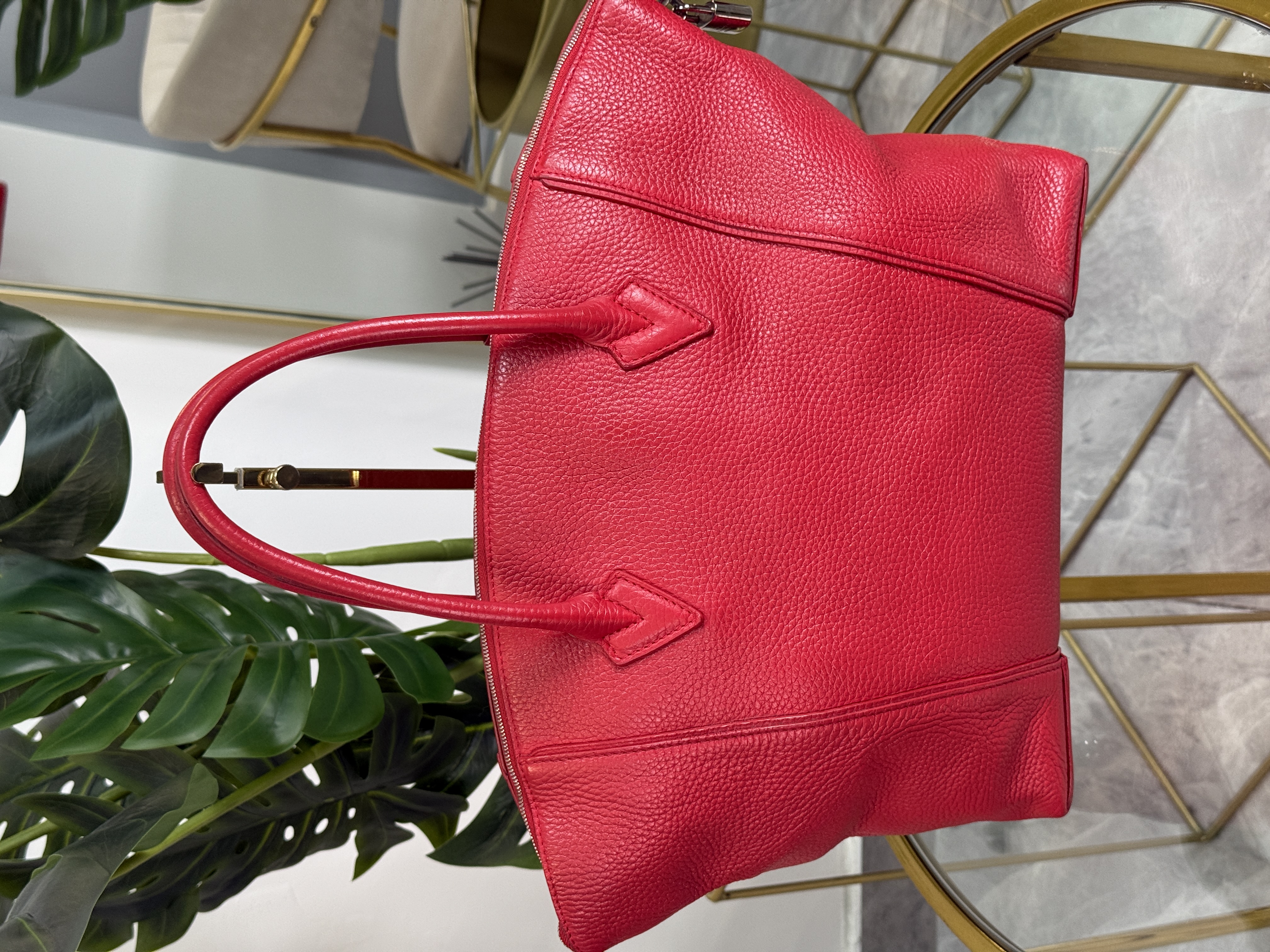 Louis Vuitton Crossbody/Tote