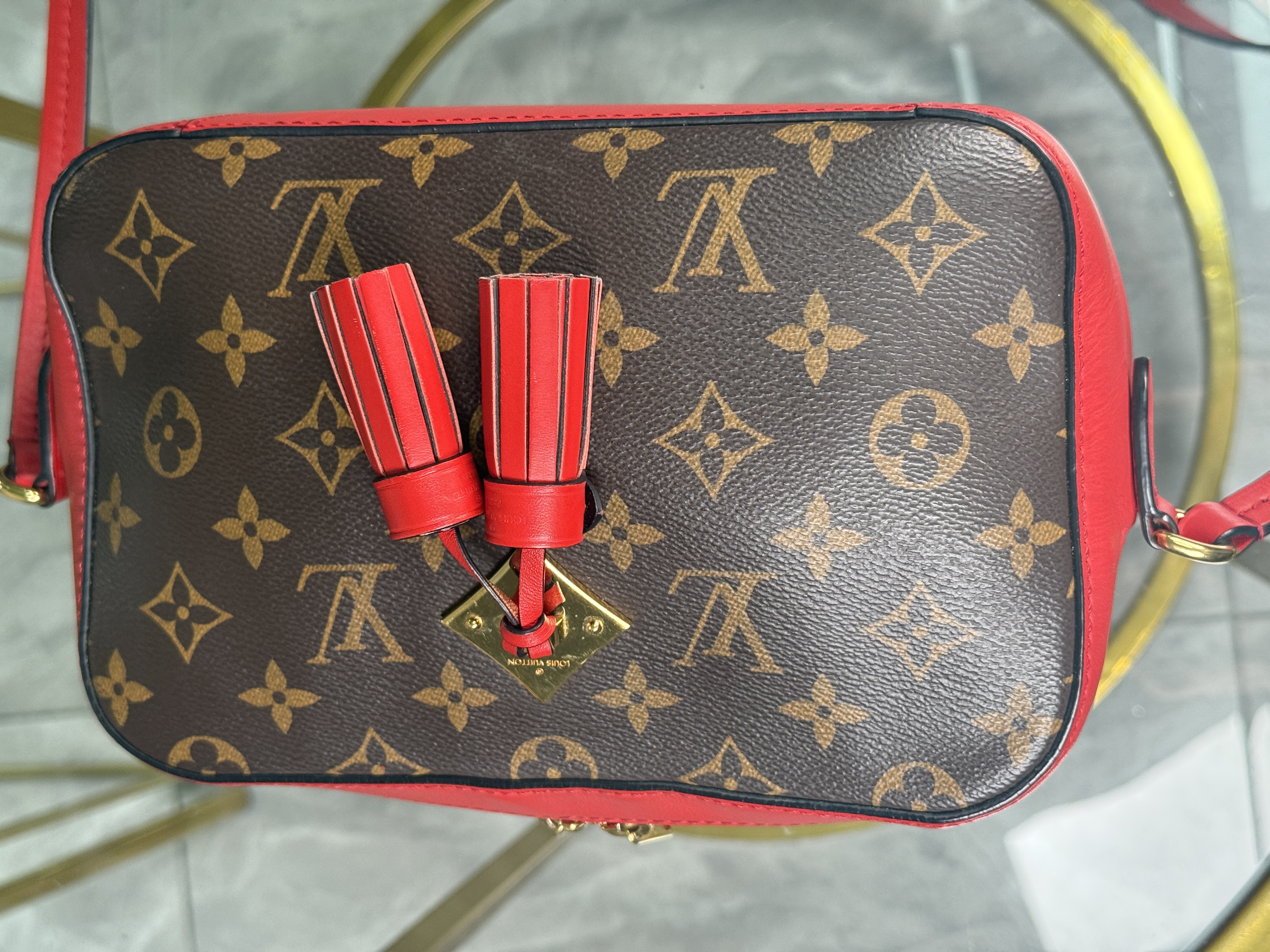 Louis Vuitton Crossbody 
