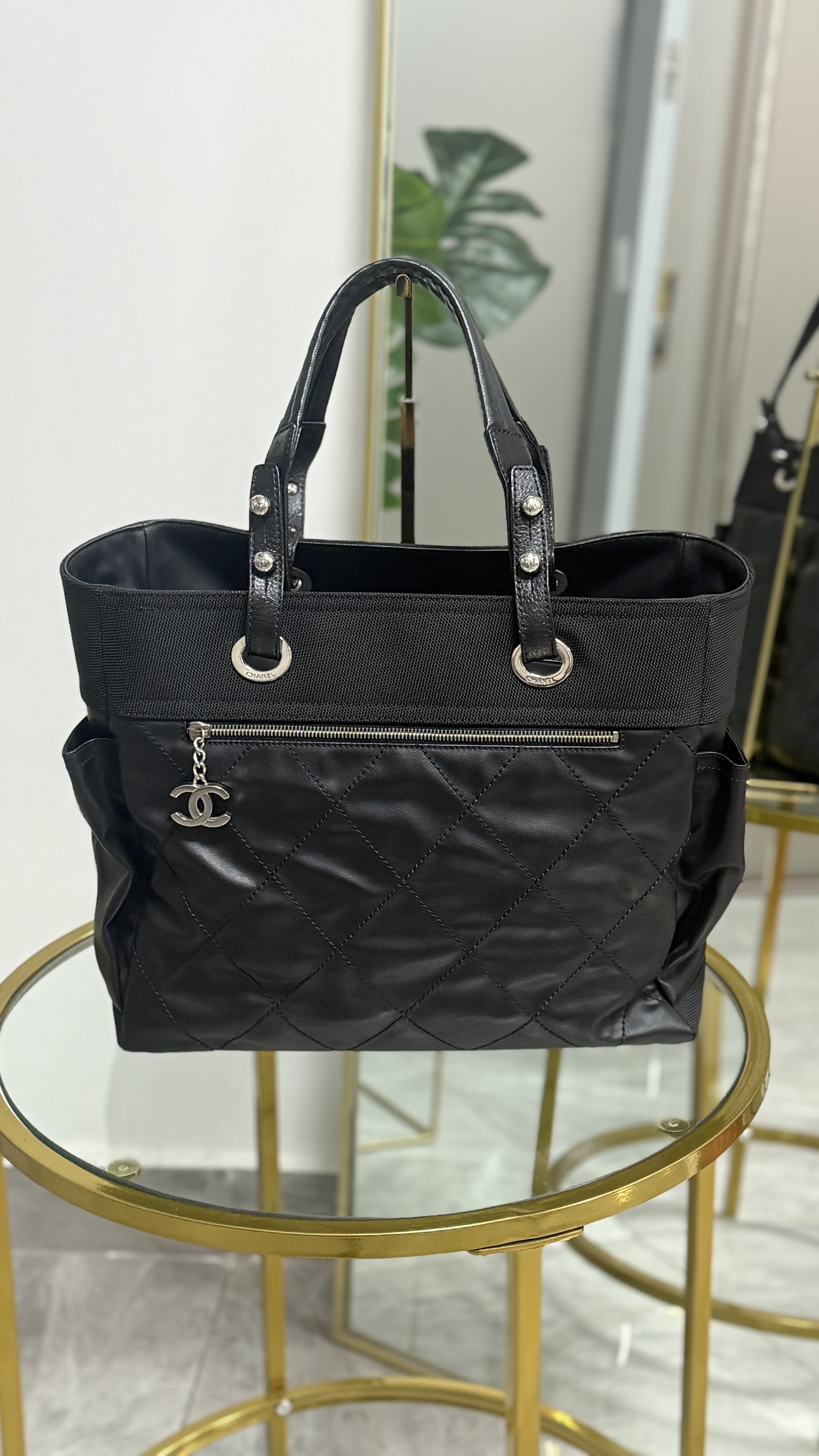 Chanel Tote Large