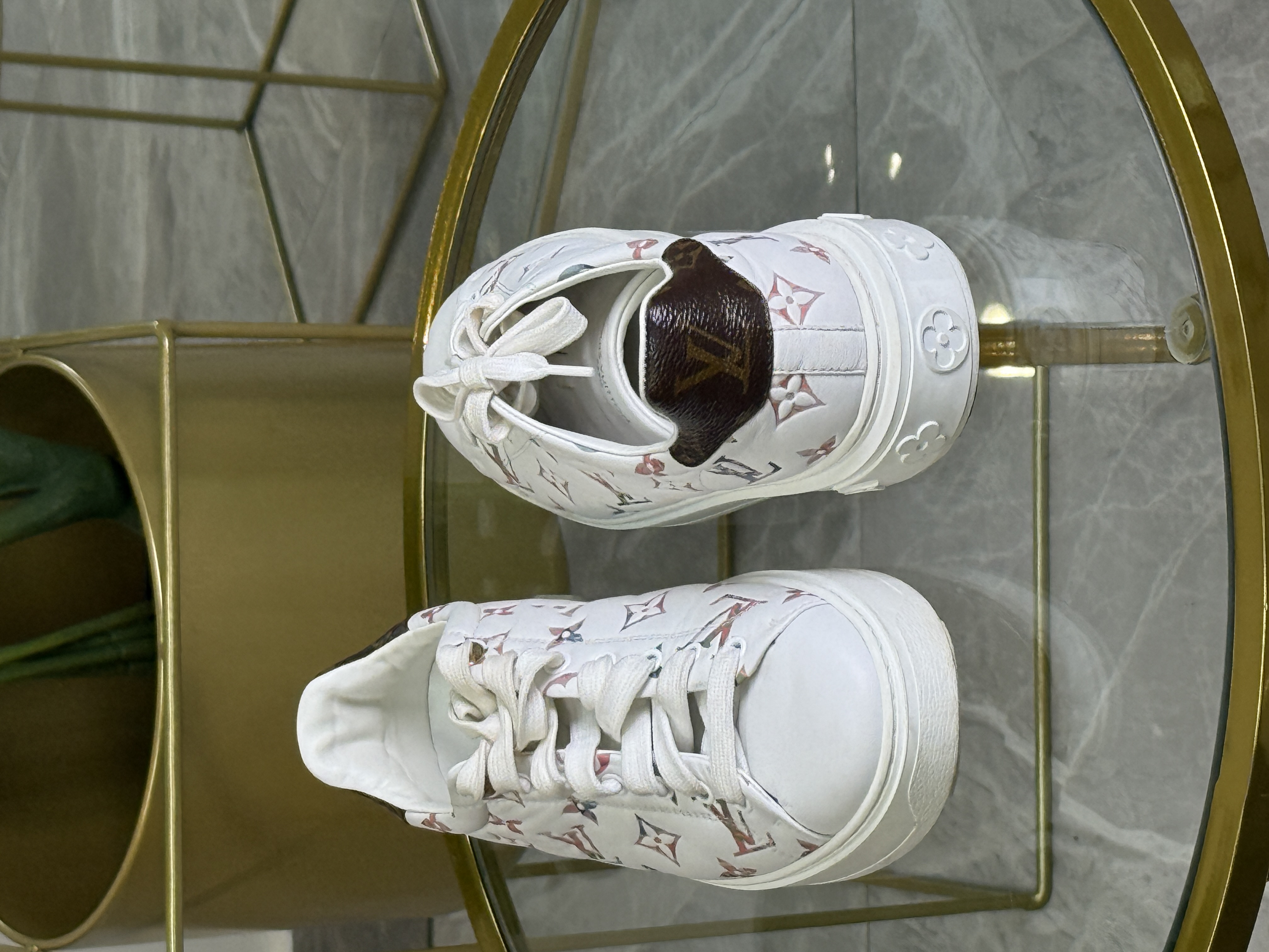 Louis Vuitton Sneakers Talla 39 (8.5)