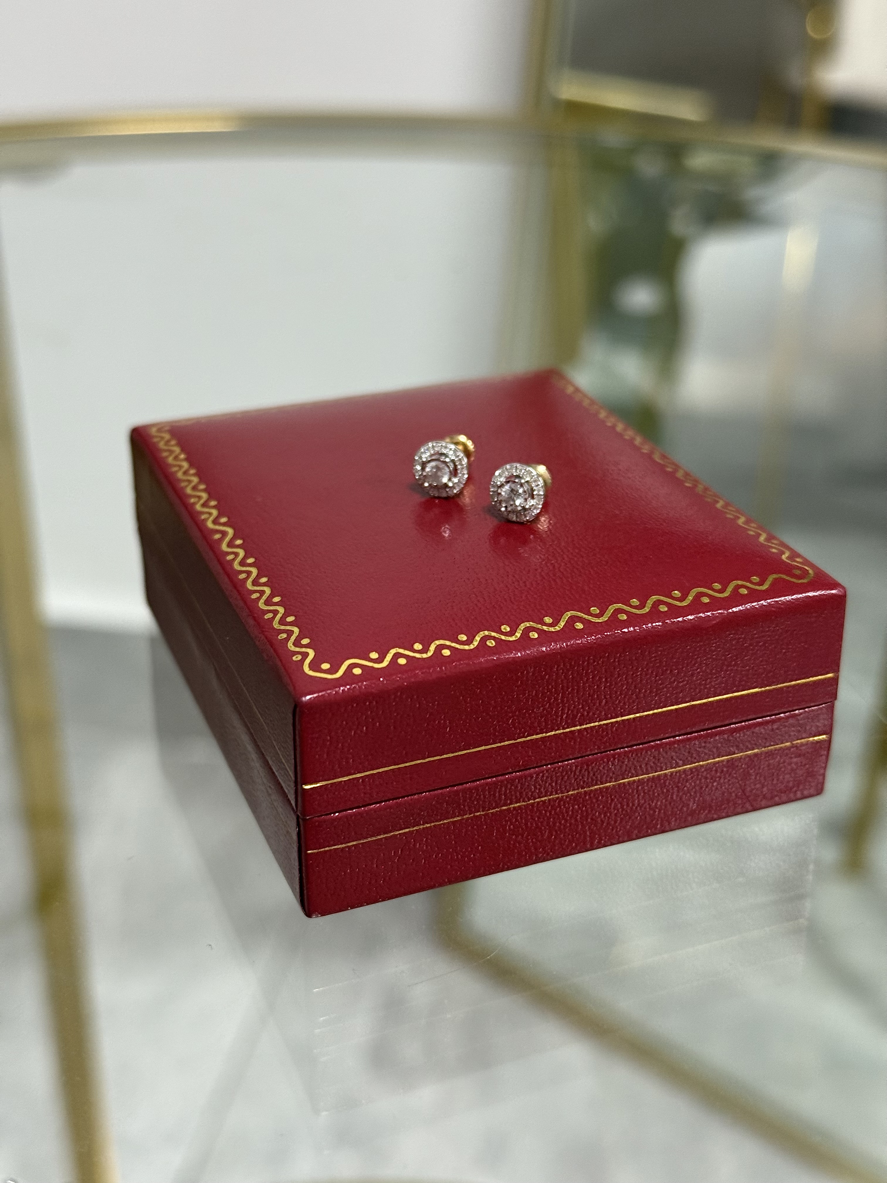 Aretes Oro Blanco 14kt y .40 Diamantes 