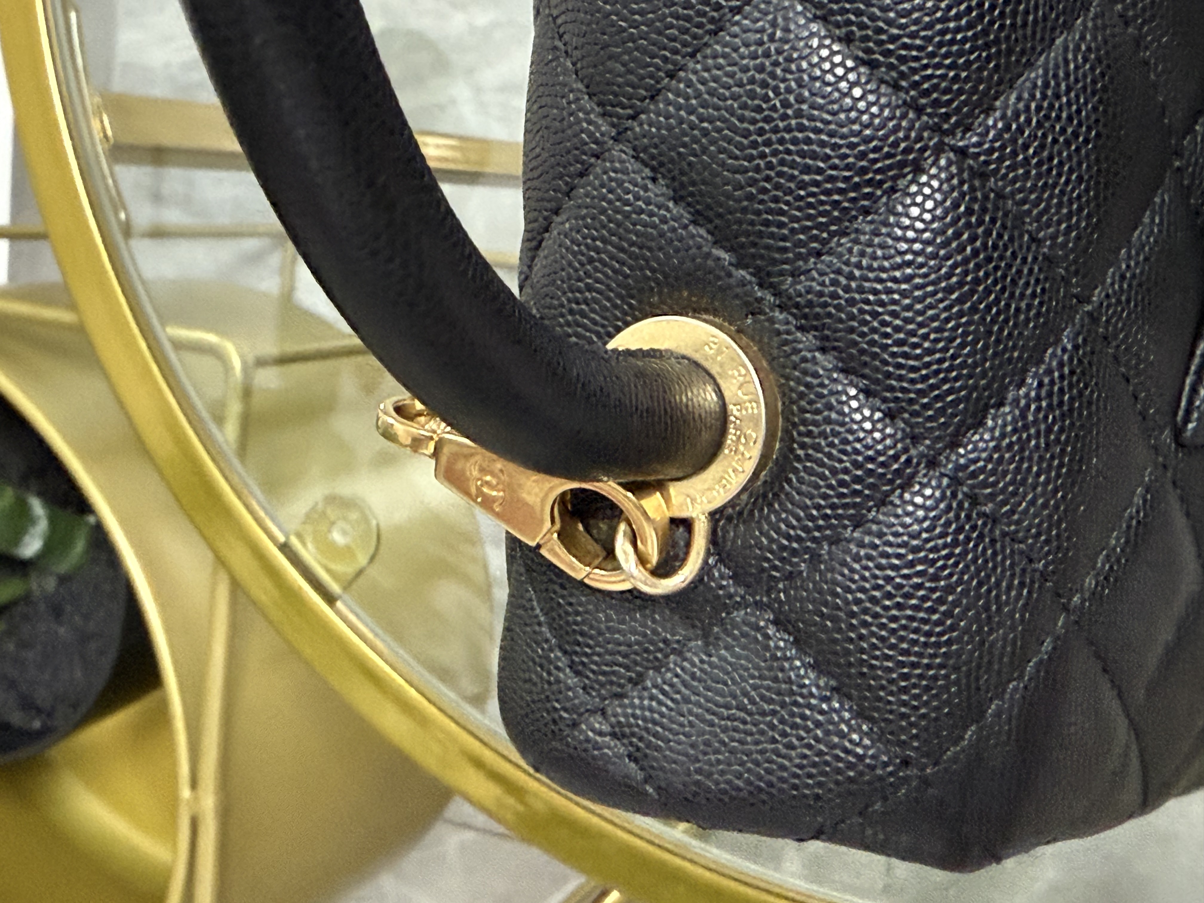 Chanel Coco Handle M