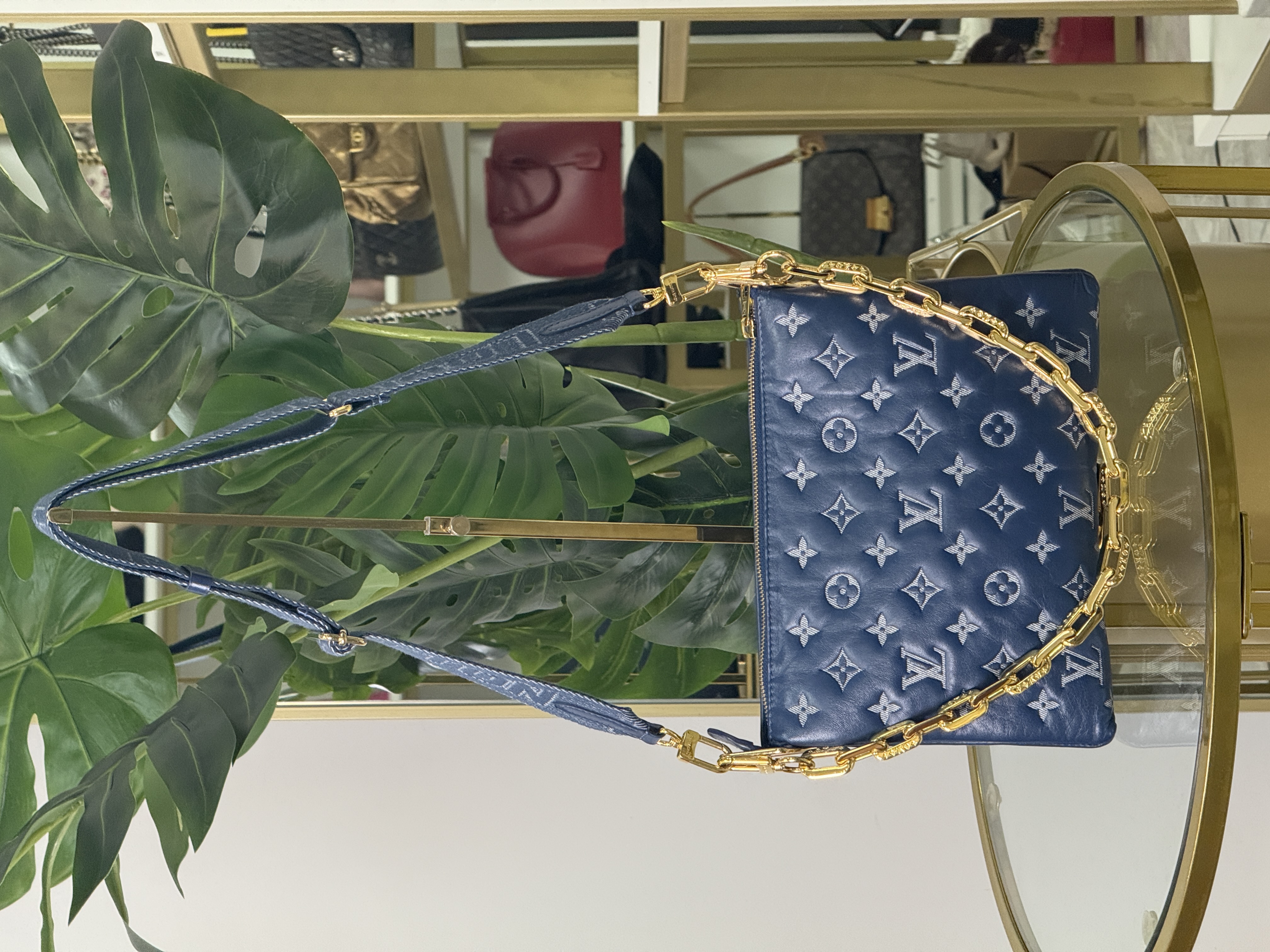 Louis Vuitton COUSSIN Azul