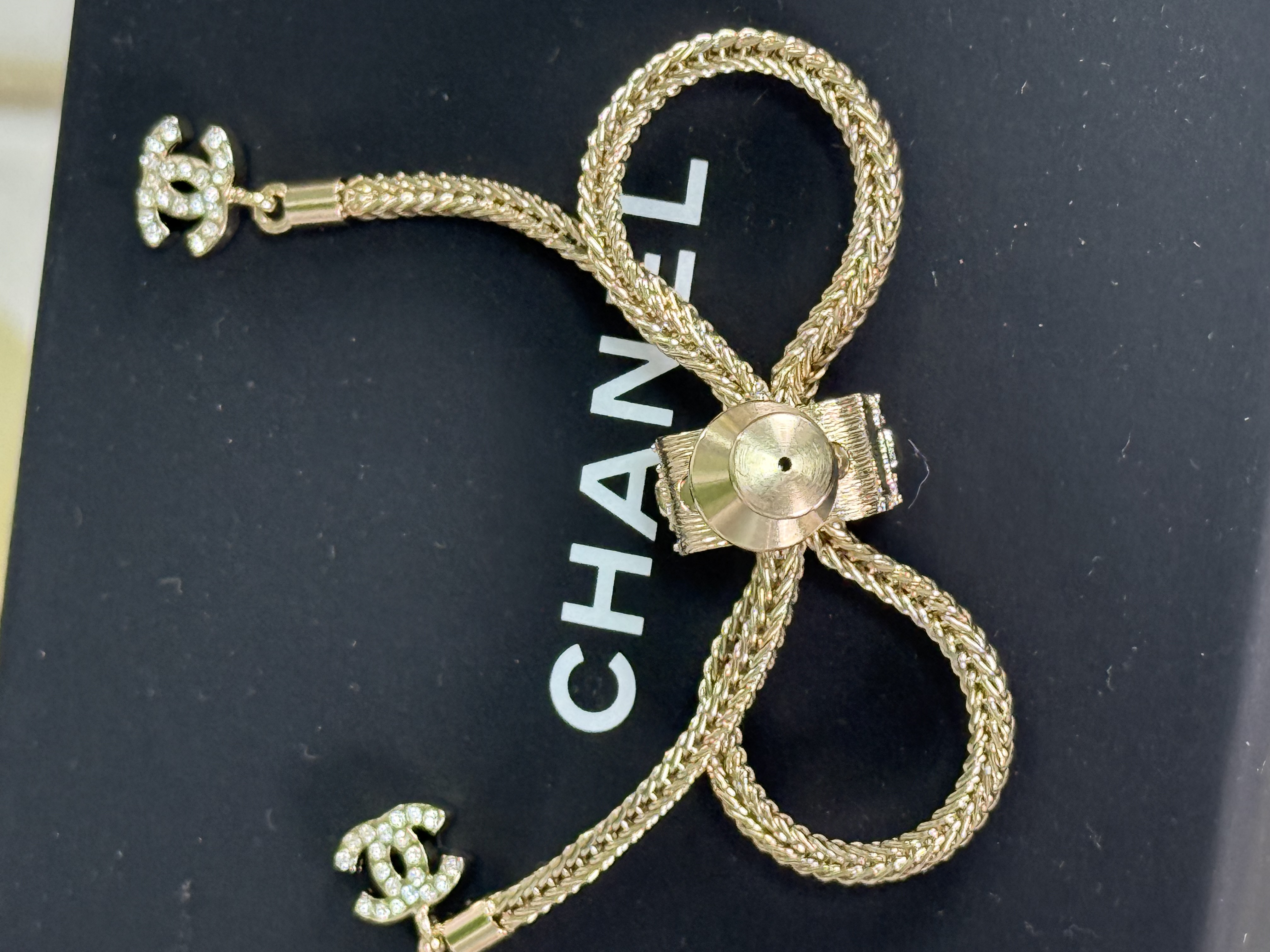 Chanel Pin