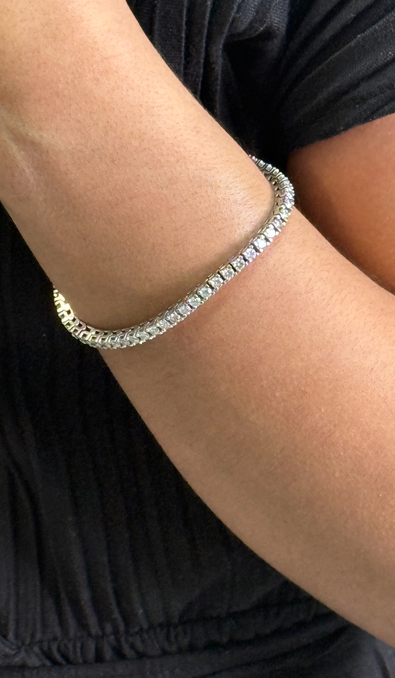 Brazaletes tipo Tenis Oro Blanco  14kt Diamantes 5cts