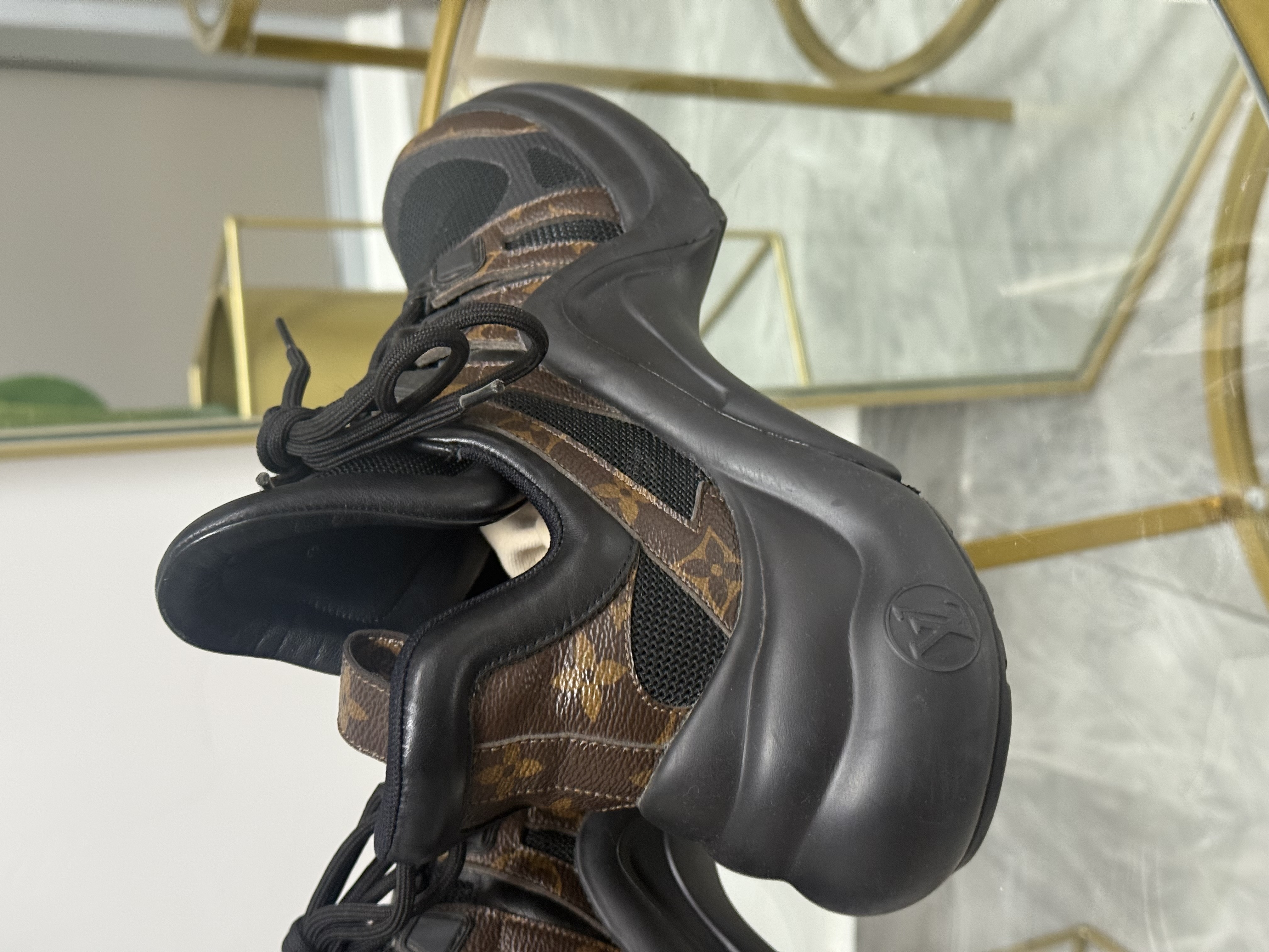 Louis Vuitton Zapatillas Talla 39