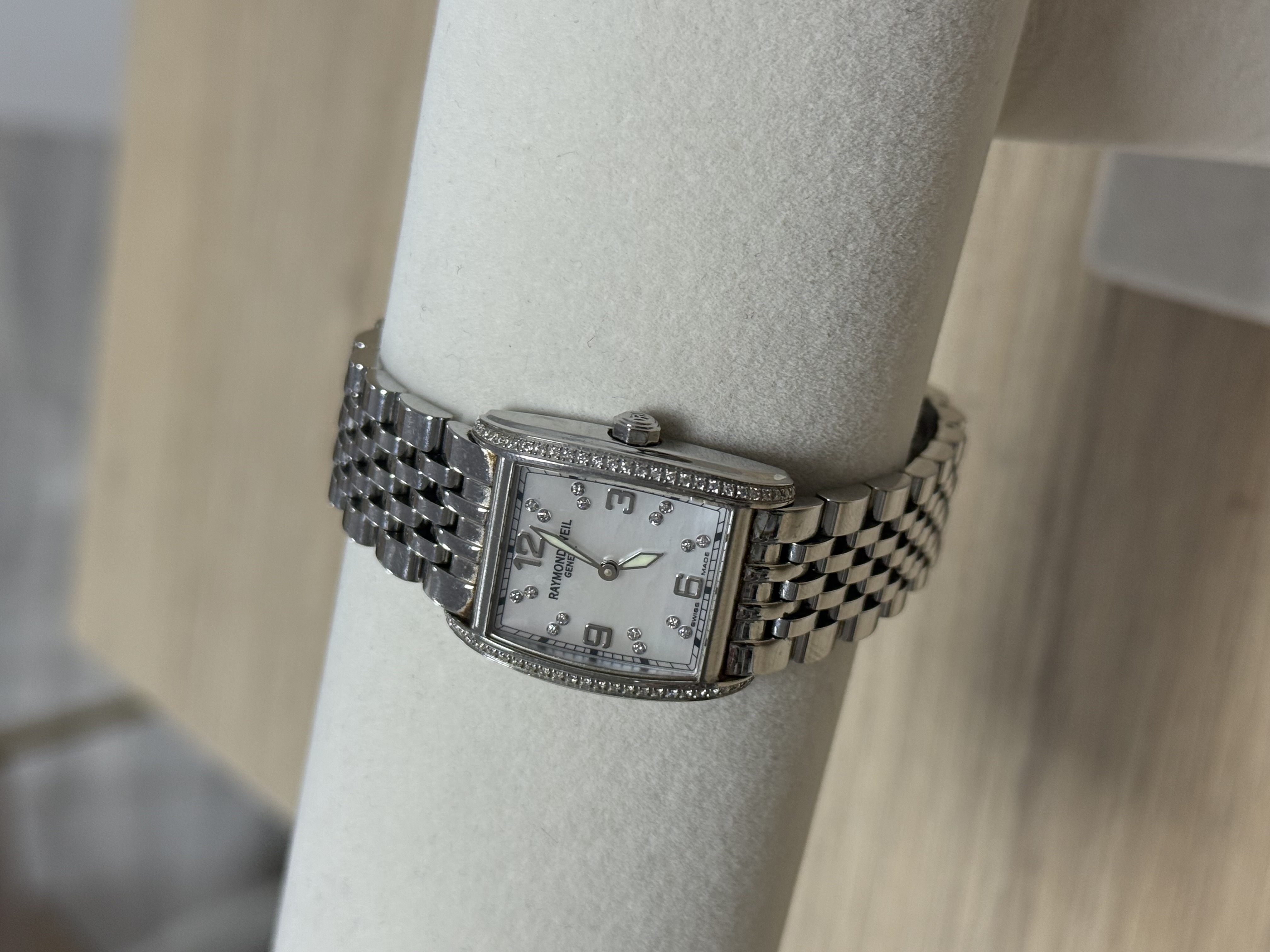 Raymond Weil Dama Acero de Madreperla y Brillantes