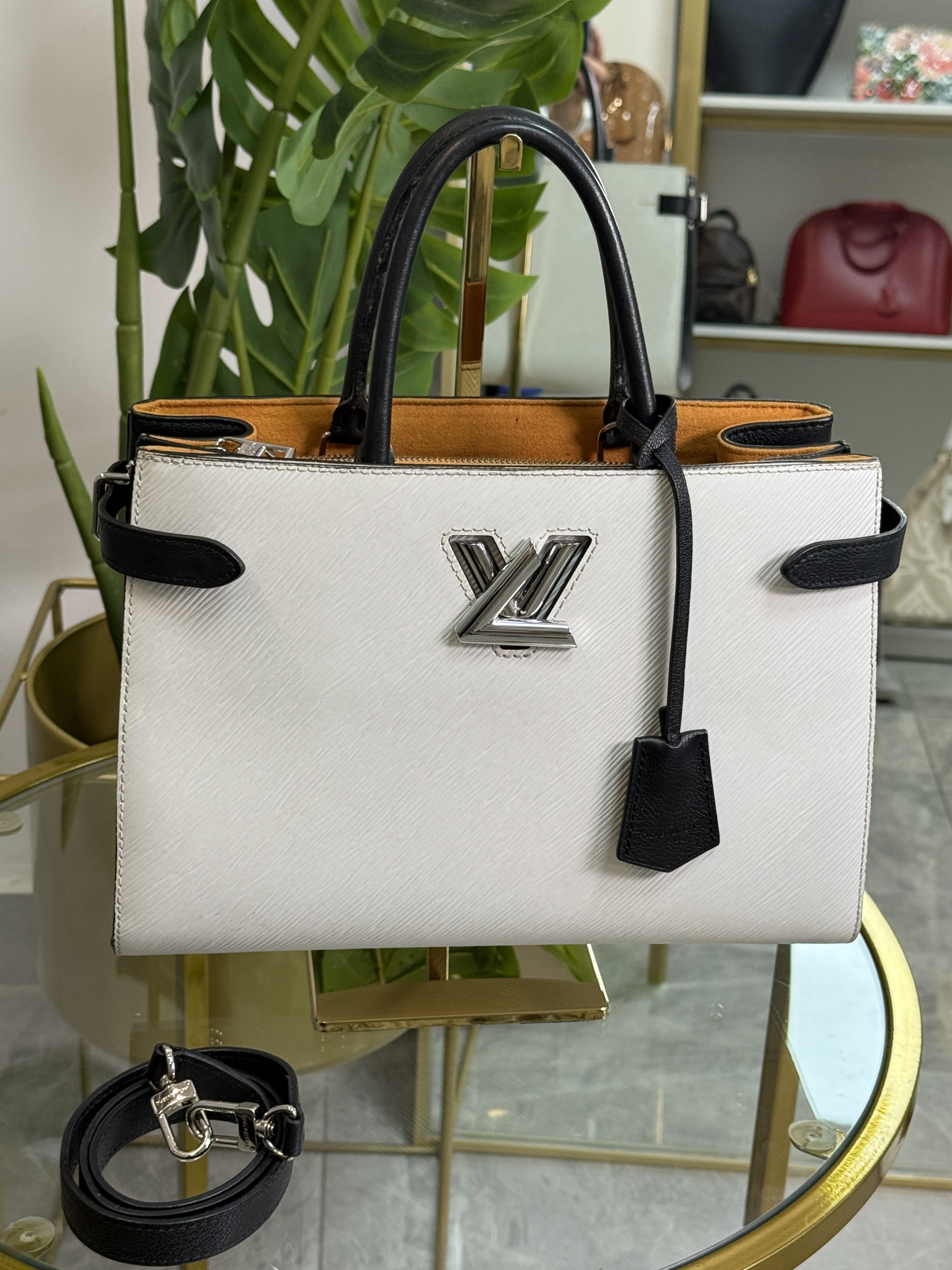 Louis Vuitton Twist Epi Blanco con Negro