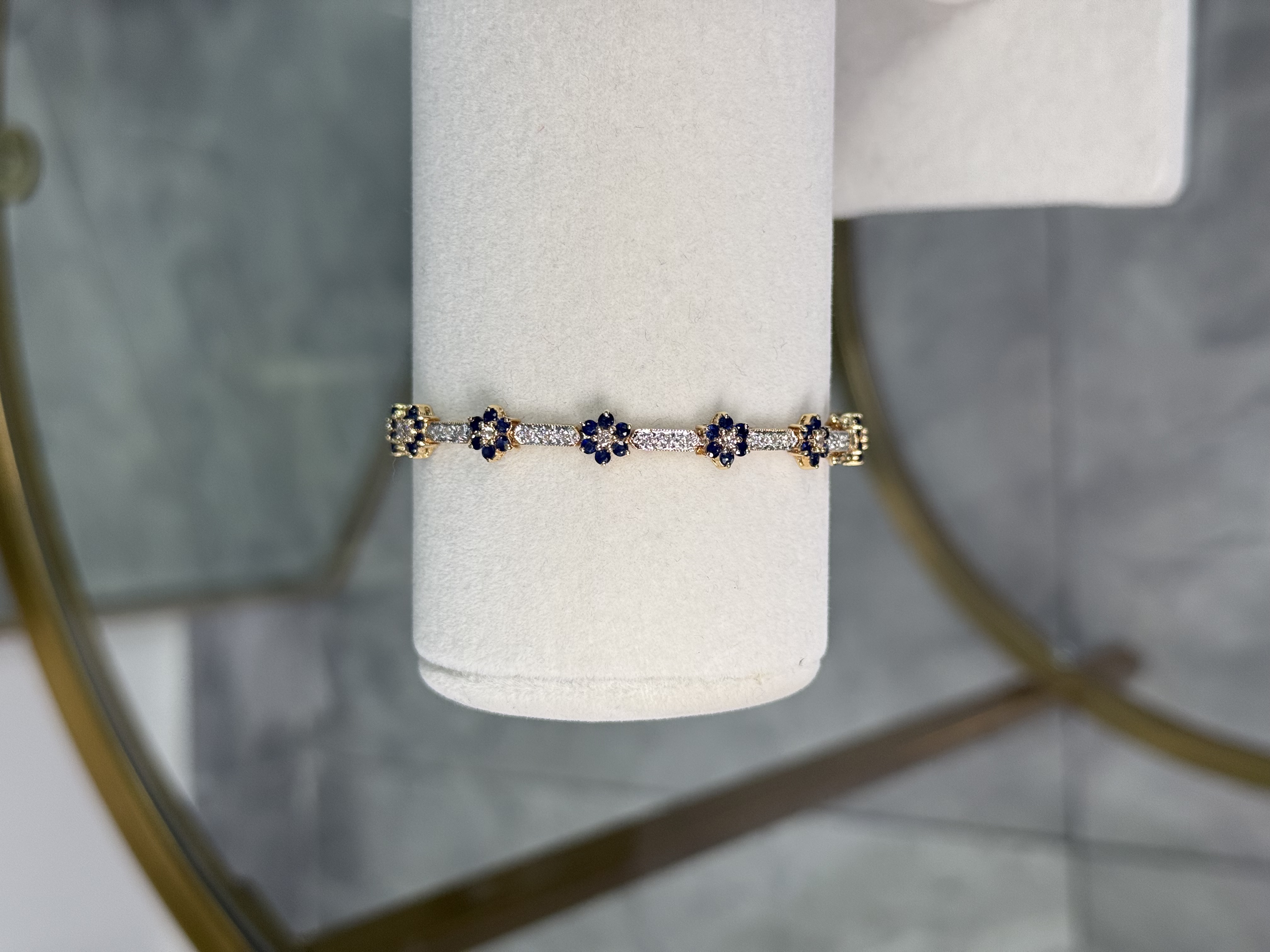 Pulsera Oros 14kt, zafiros y diamantes 