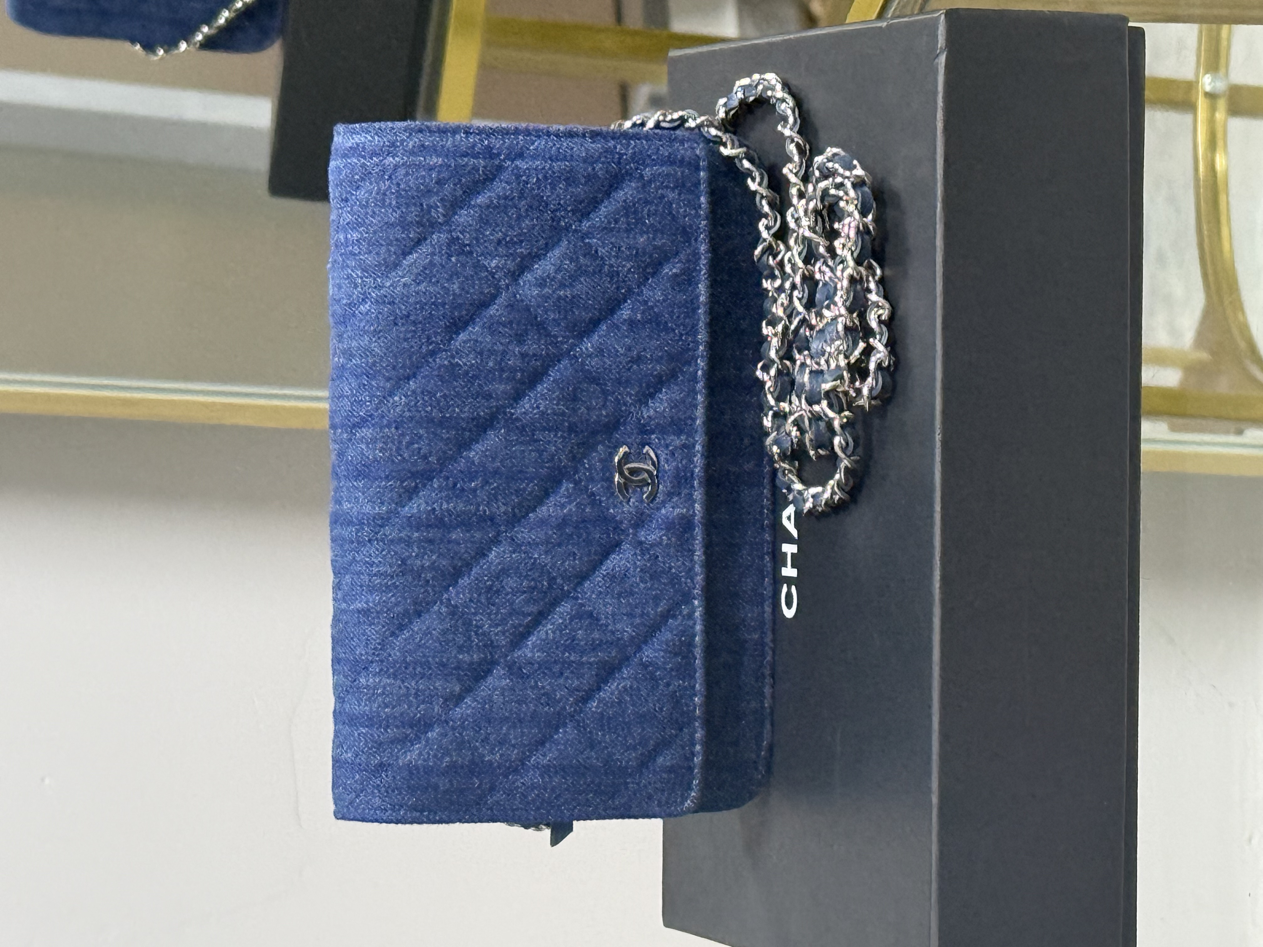 Chanel Denim Limited Edition Wallet On Chain Sin Uso 
