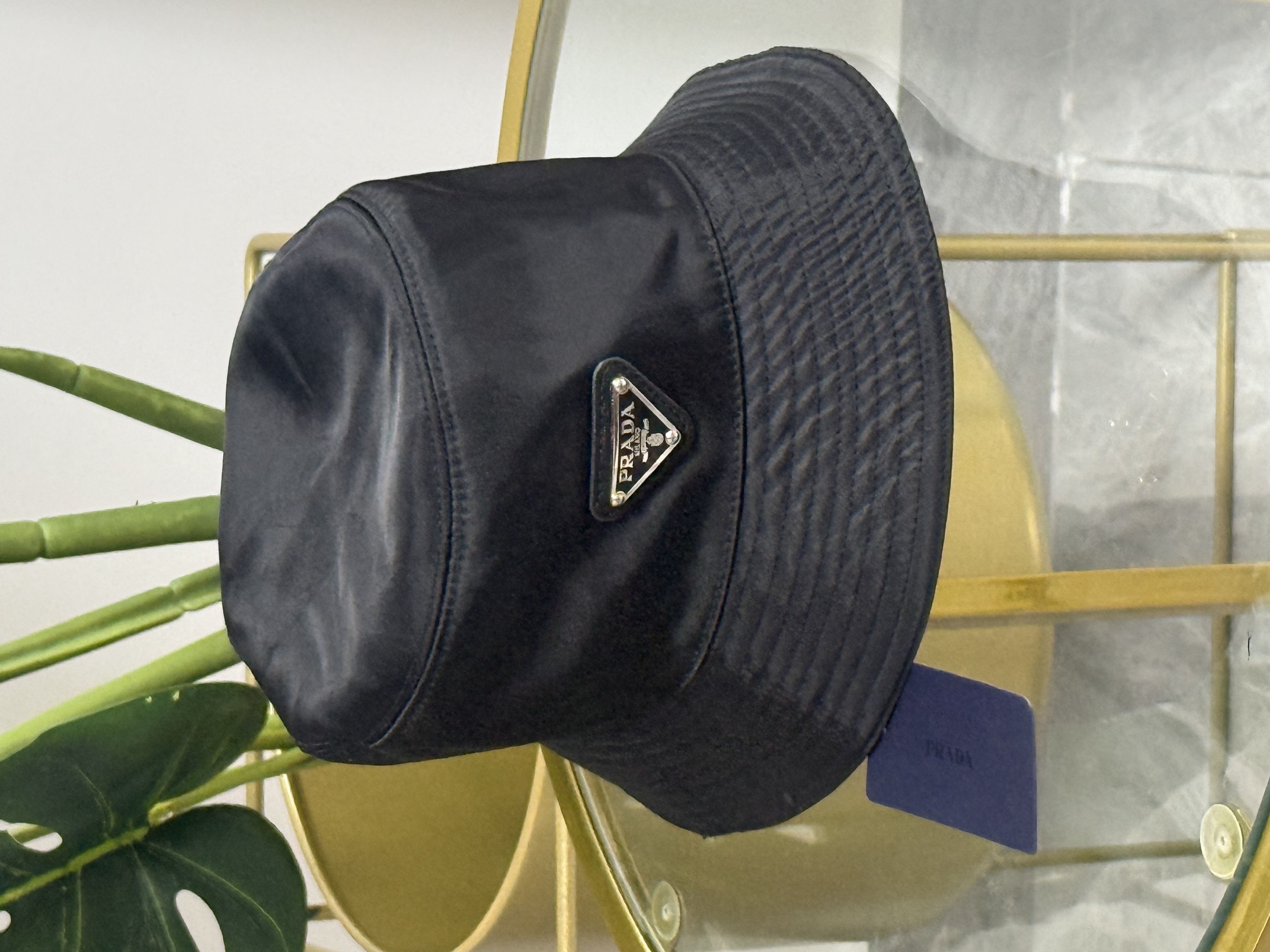 Prada Bucket Hat M Sin Uso