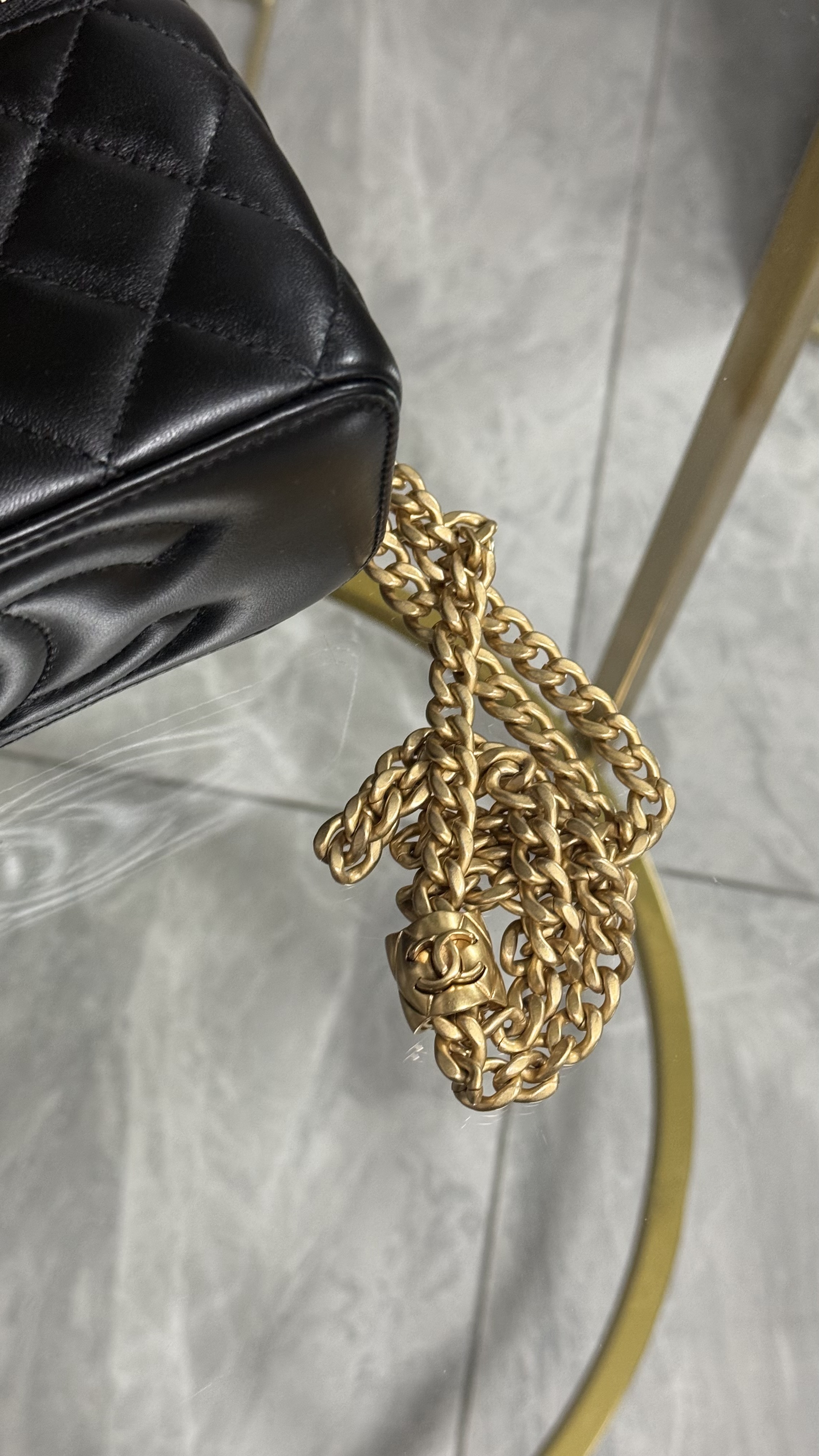 Chanel Vanity Coco Crush