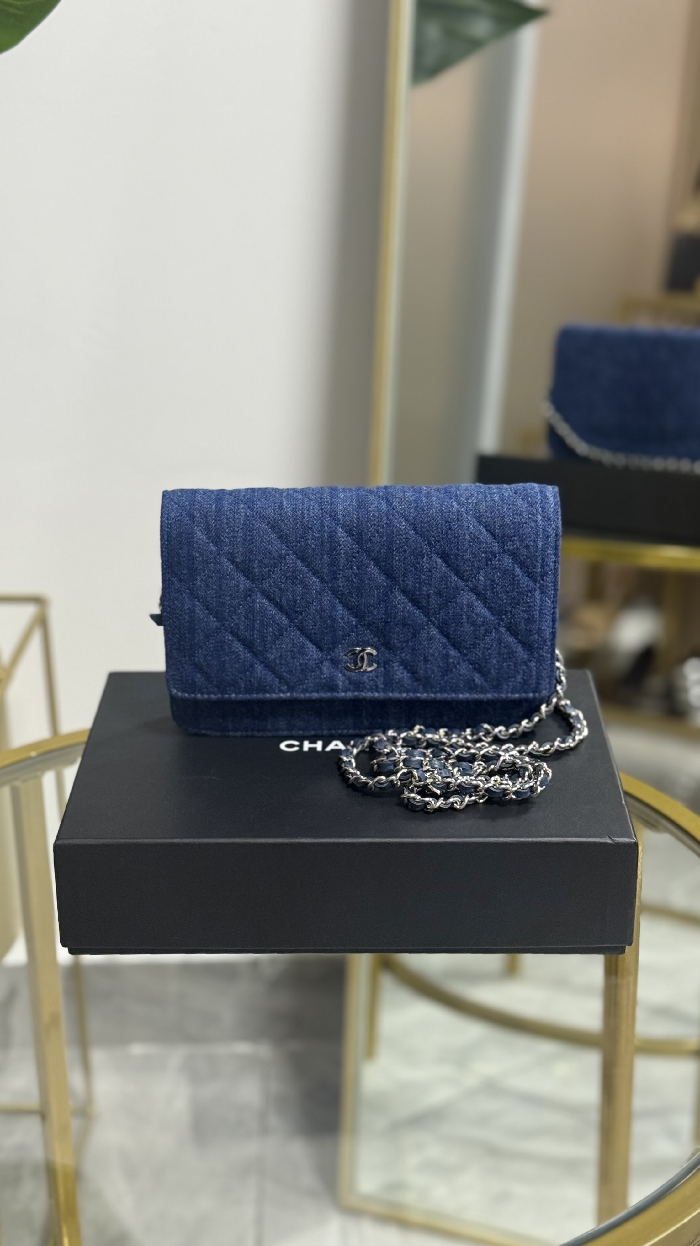 Chanel Denim Limited Edition Wallet On Chain Sin Uso 