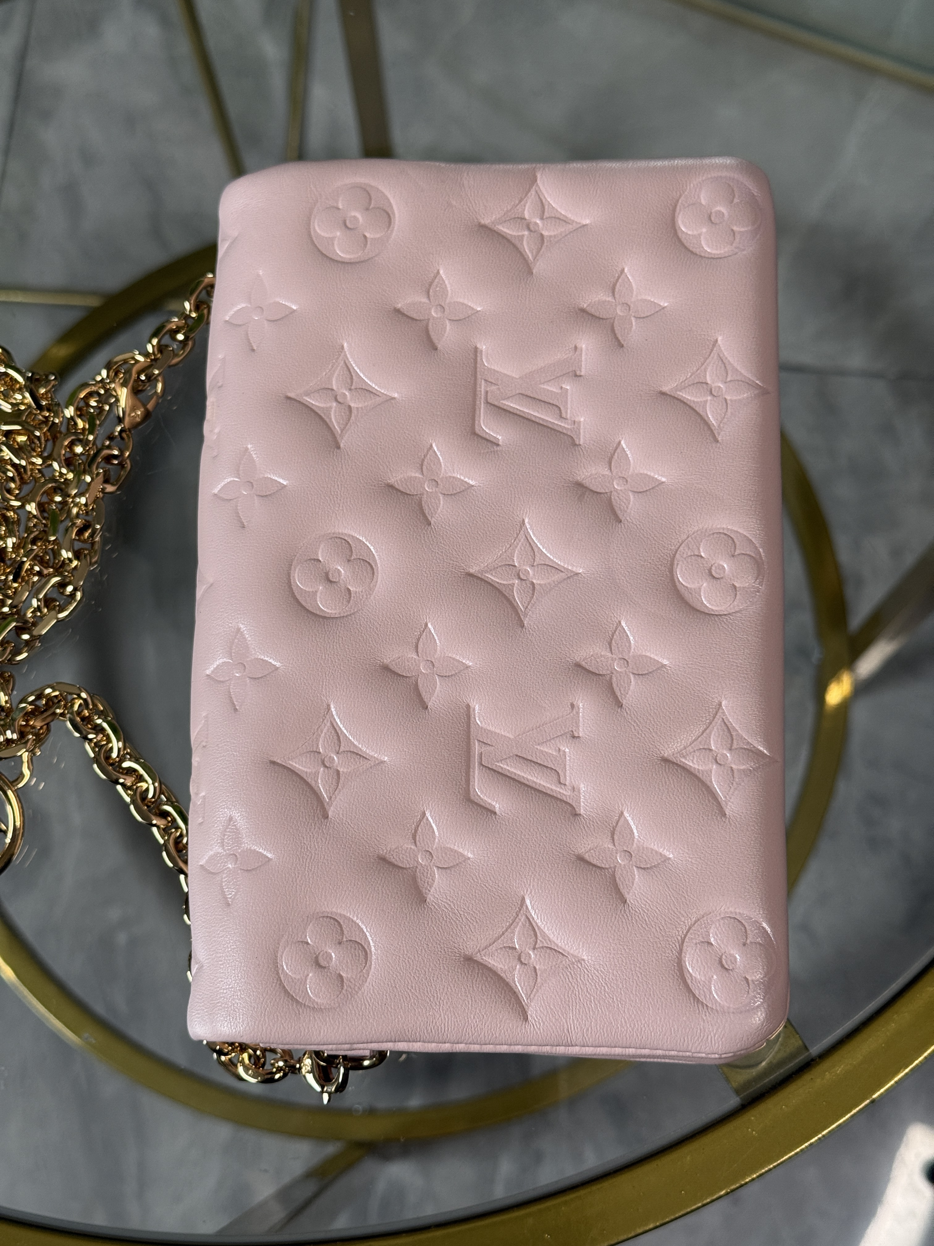 Luis Vuitton Coussin Pochette Sin Uso