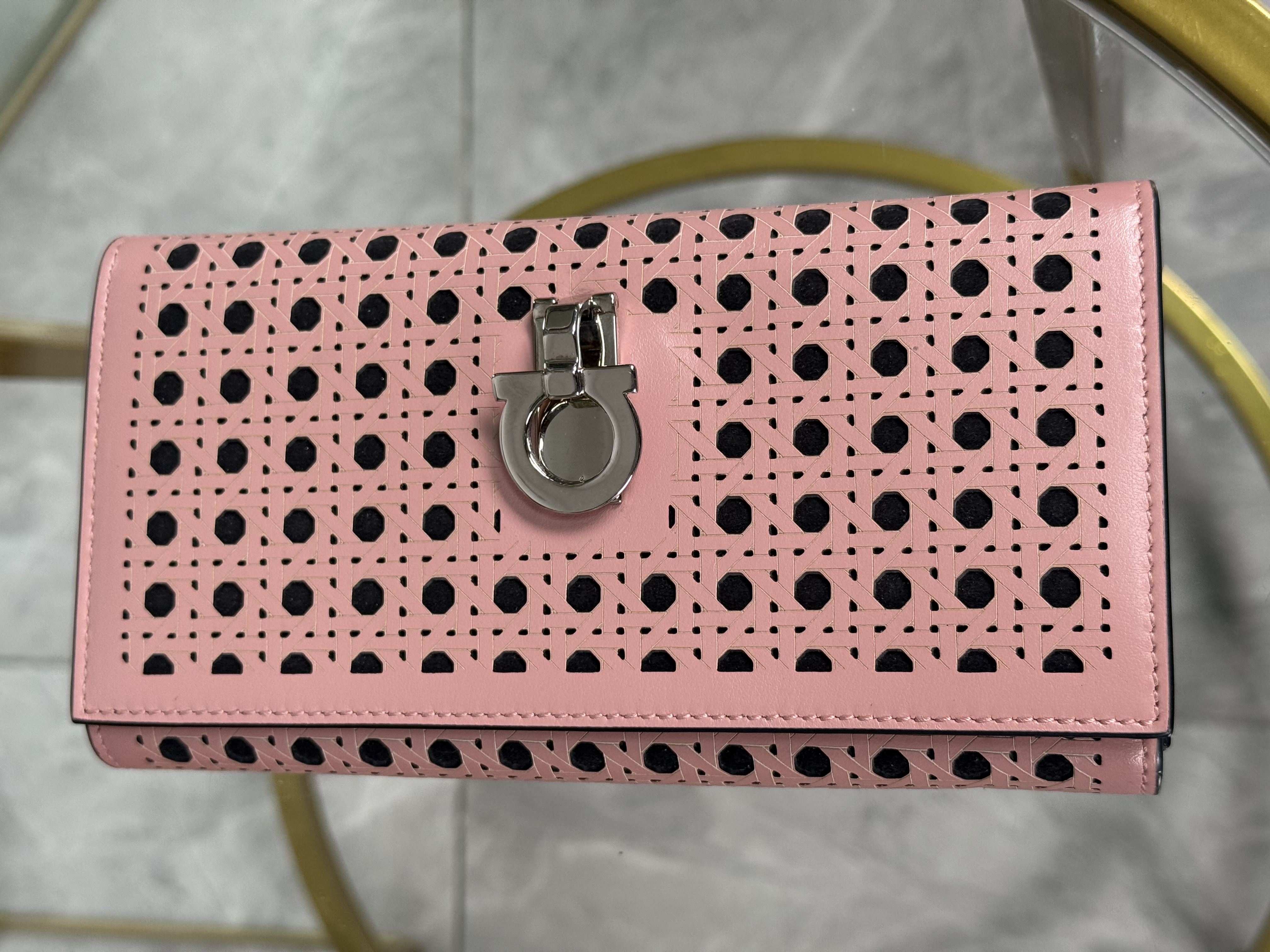 Ferragamo Wallet Sin Uso