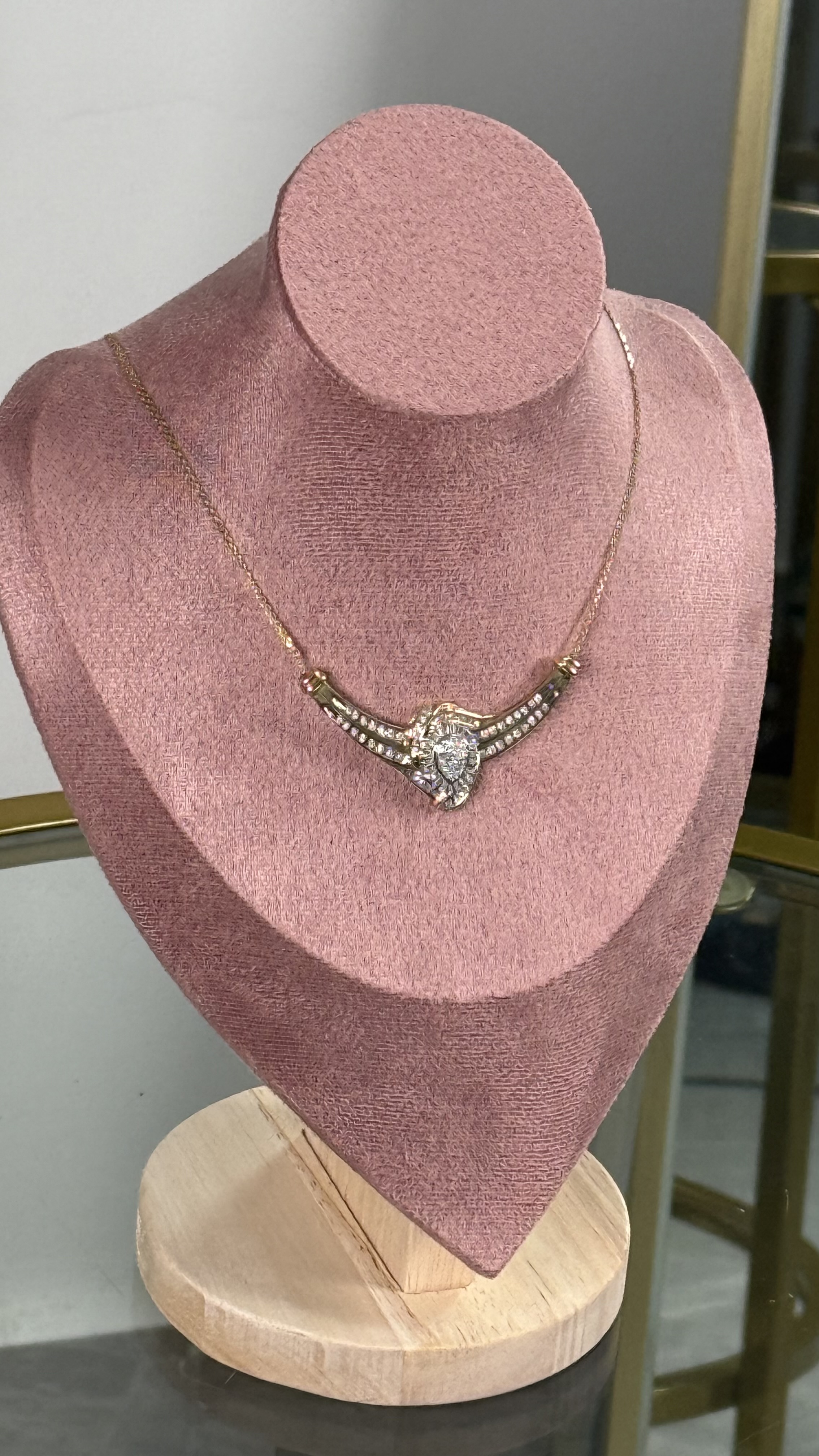 Collar Oro Amarillo 10kt con Diamantes 1.50ct