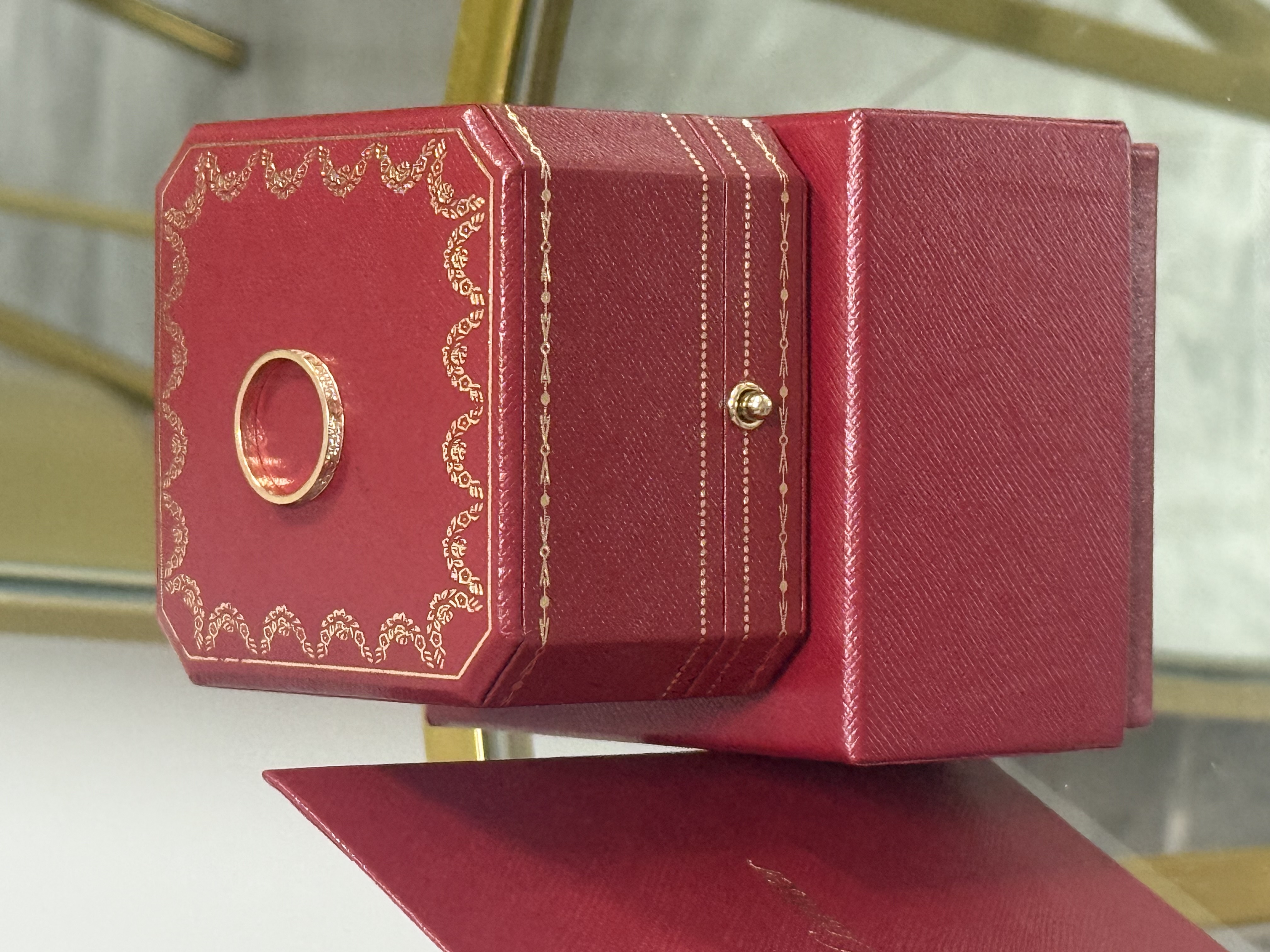 Cartier Love Anillo Oro 18kt con Diamantes Talla 55 (7.25)