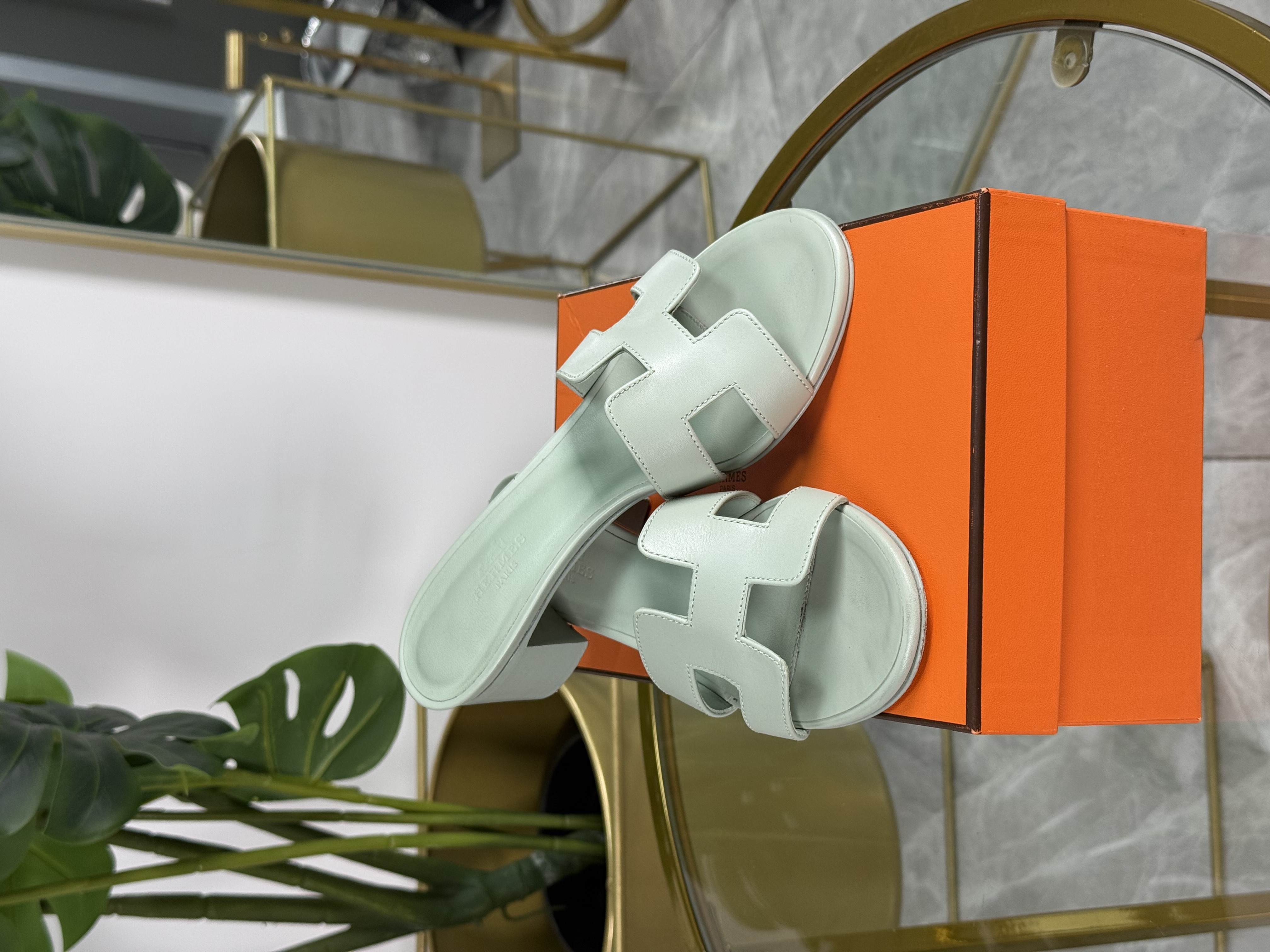 Hermes Sandals Talla 36.5 (6/5.5)