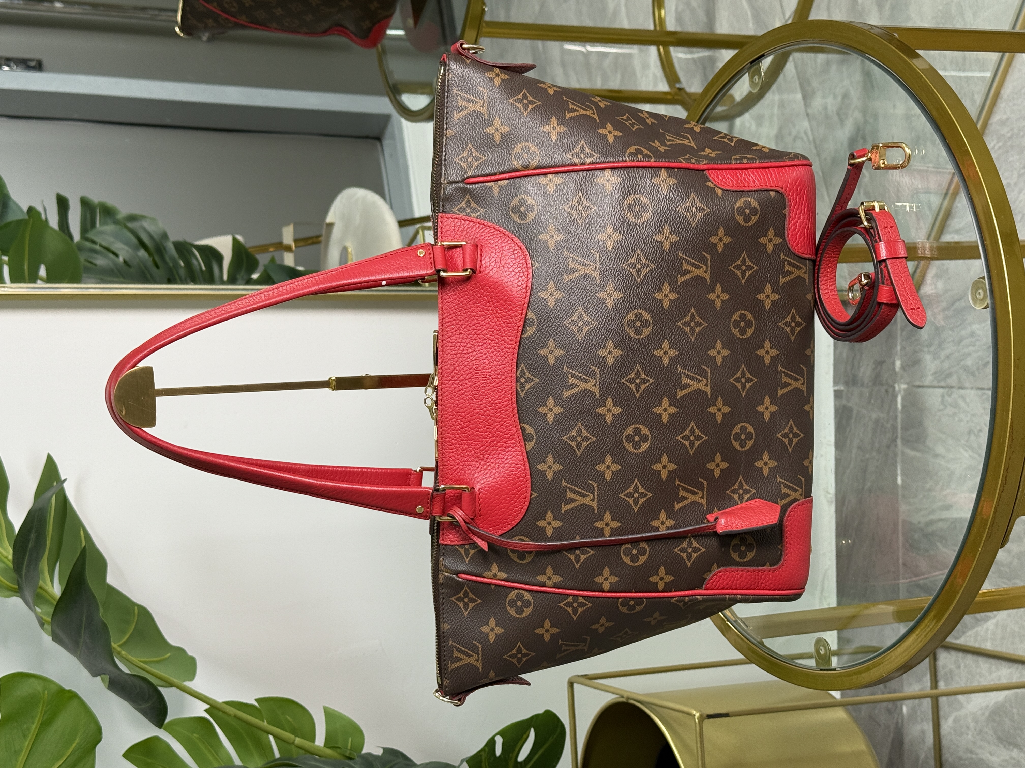 Louis Vuitton Shopping Bag