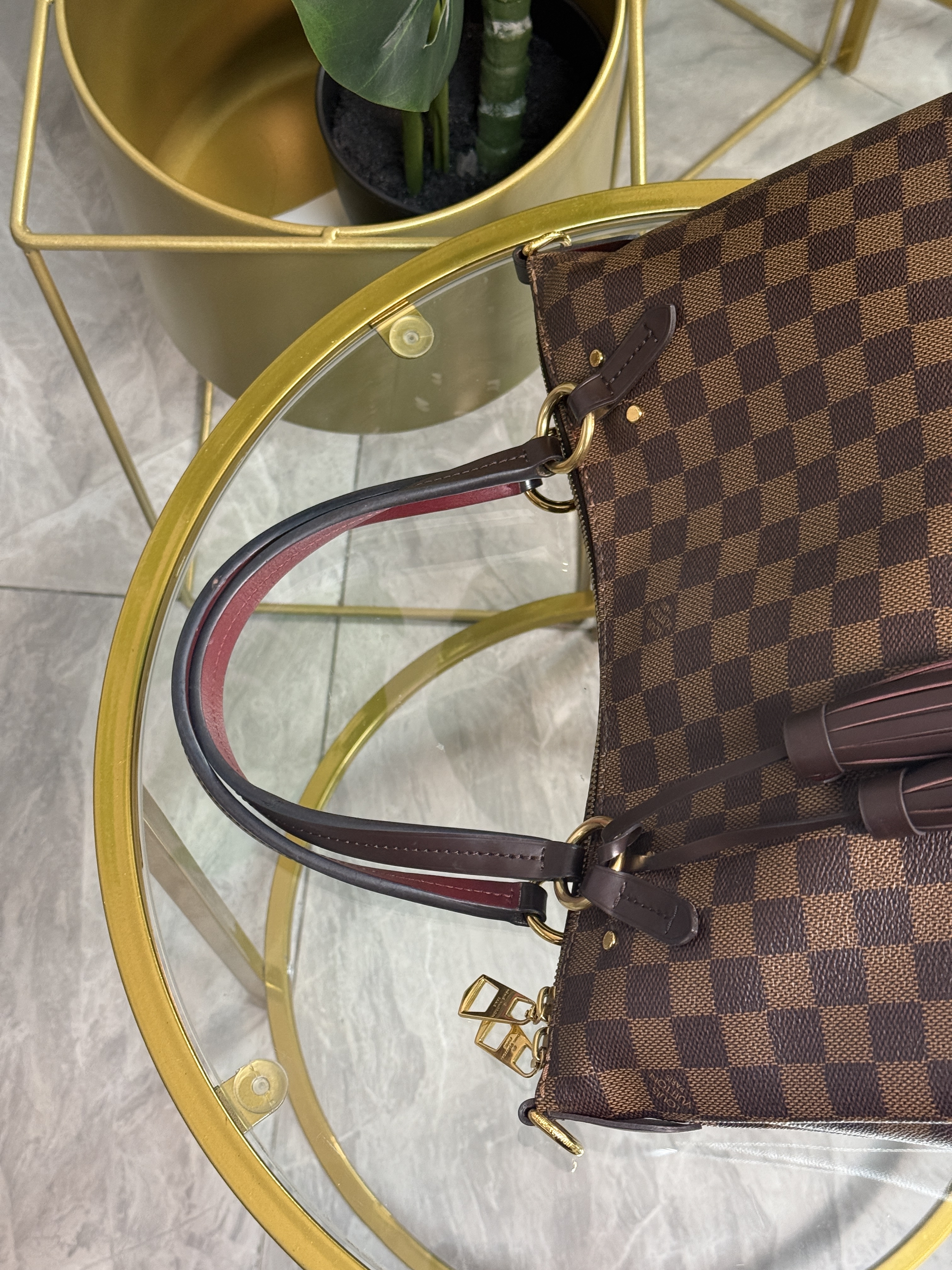 Louis Vuitton Crossbody/Shoulder 