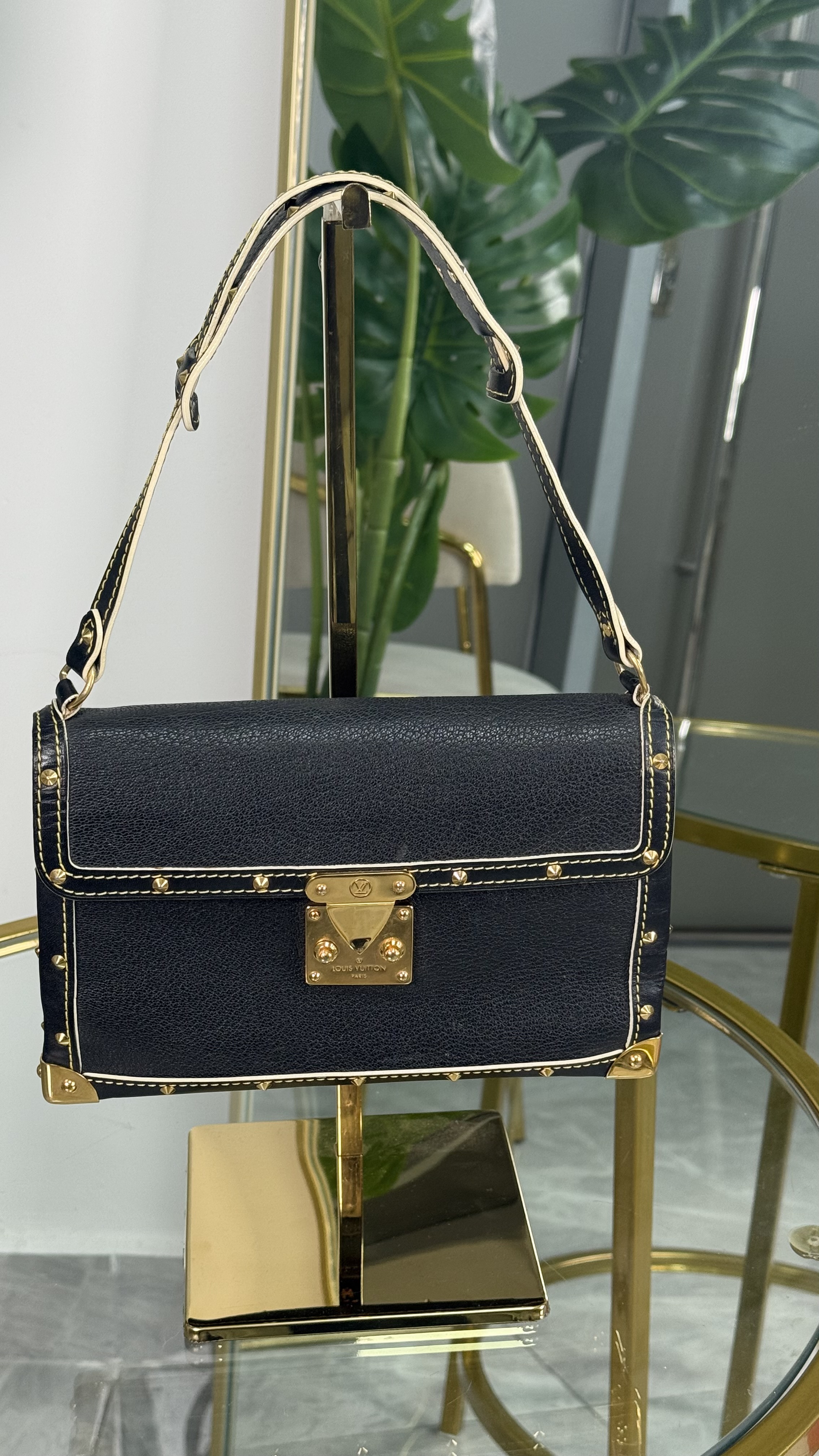 Louis Vuitton Shoulder Bag