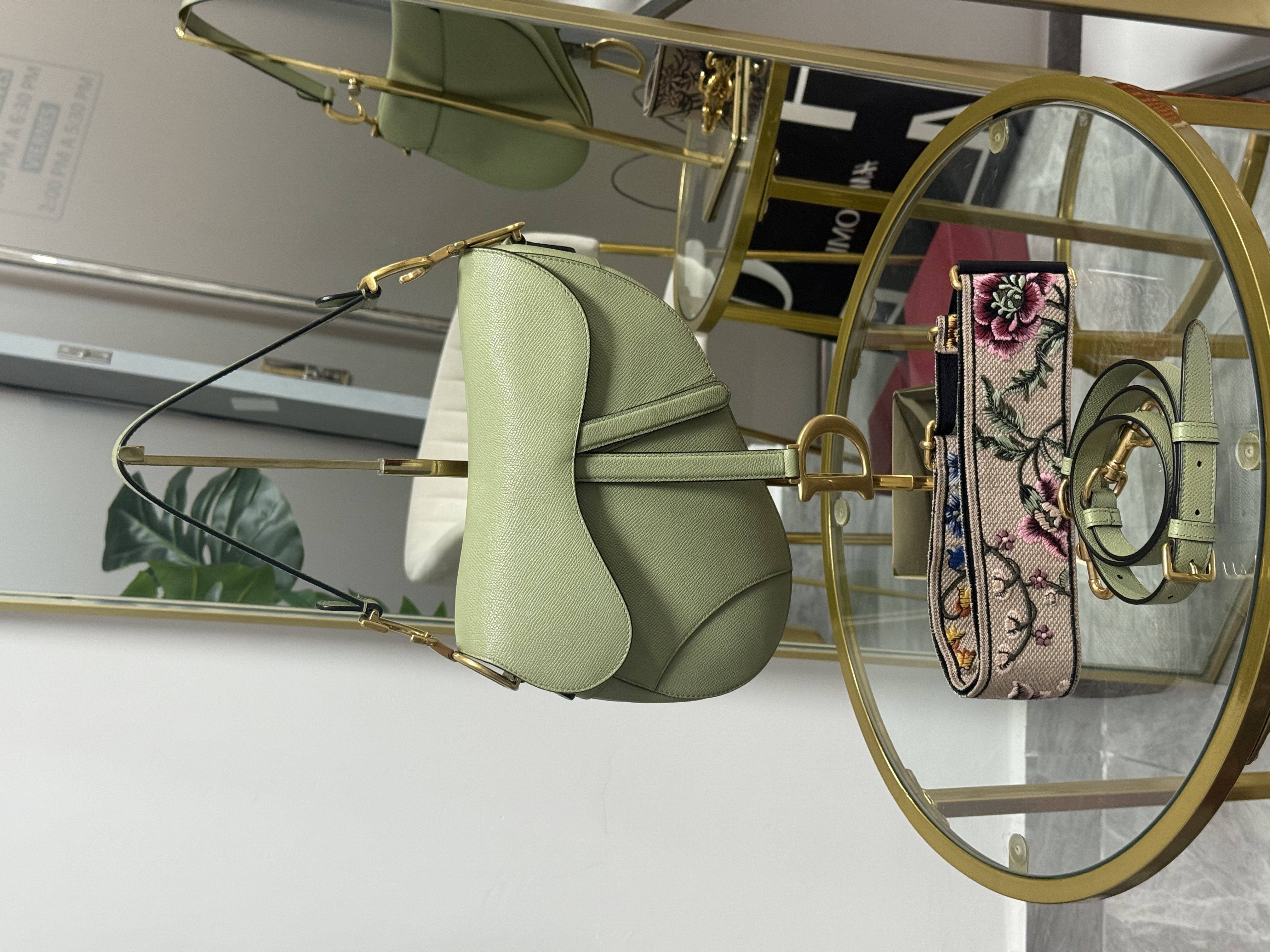 Dior Saddle con Strap 