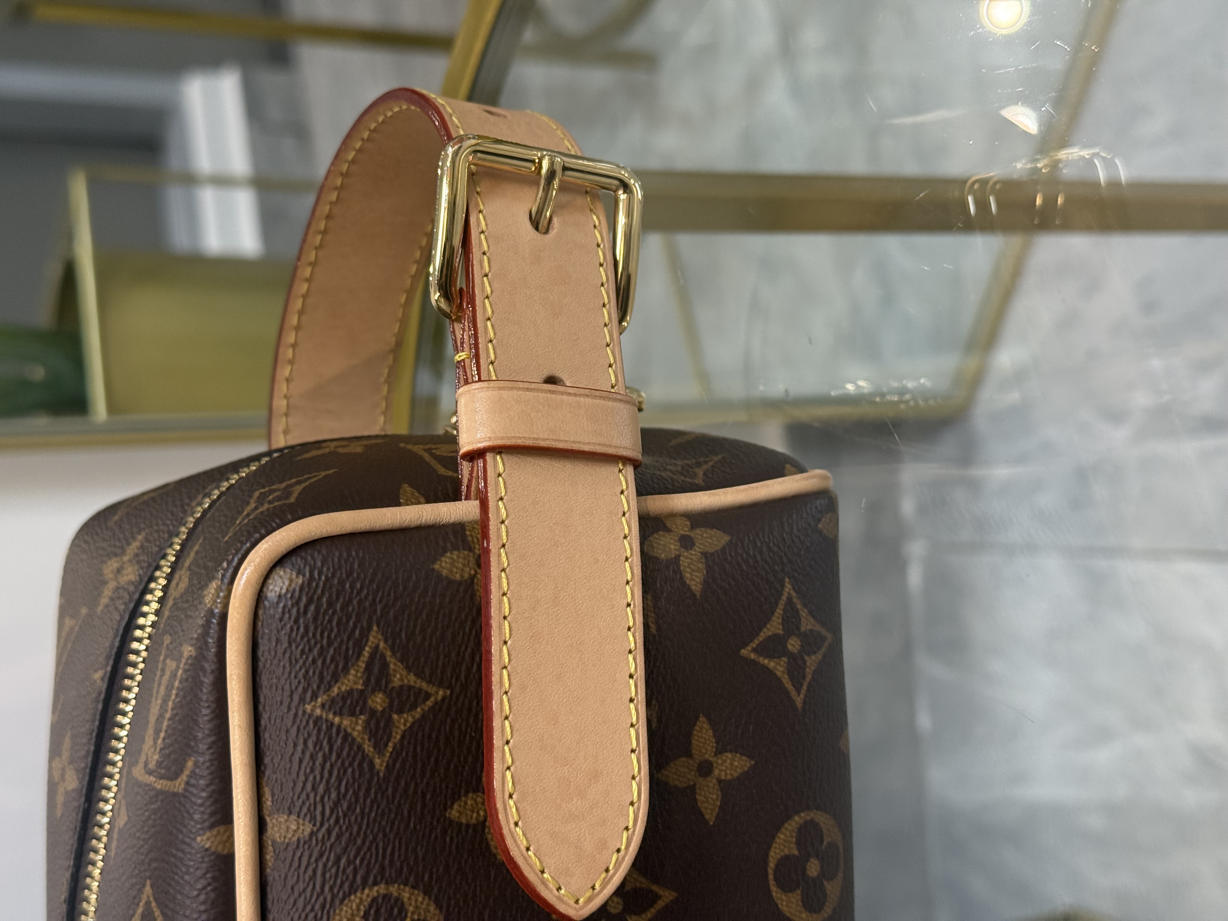 Louis Vuitton Locker