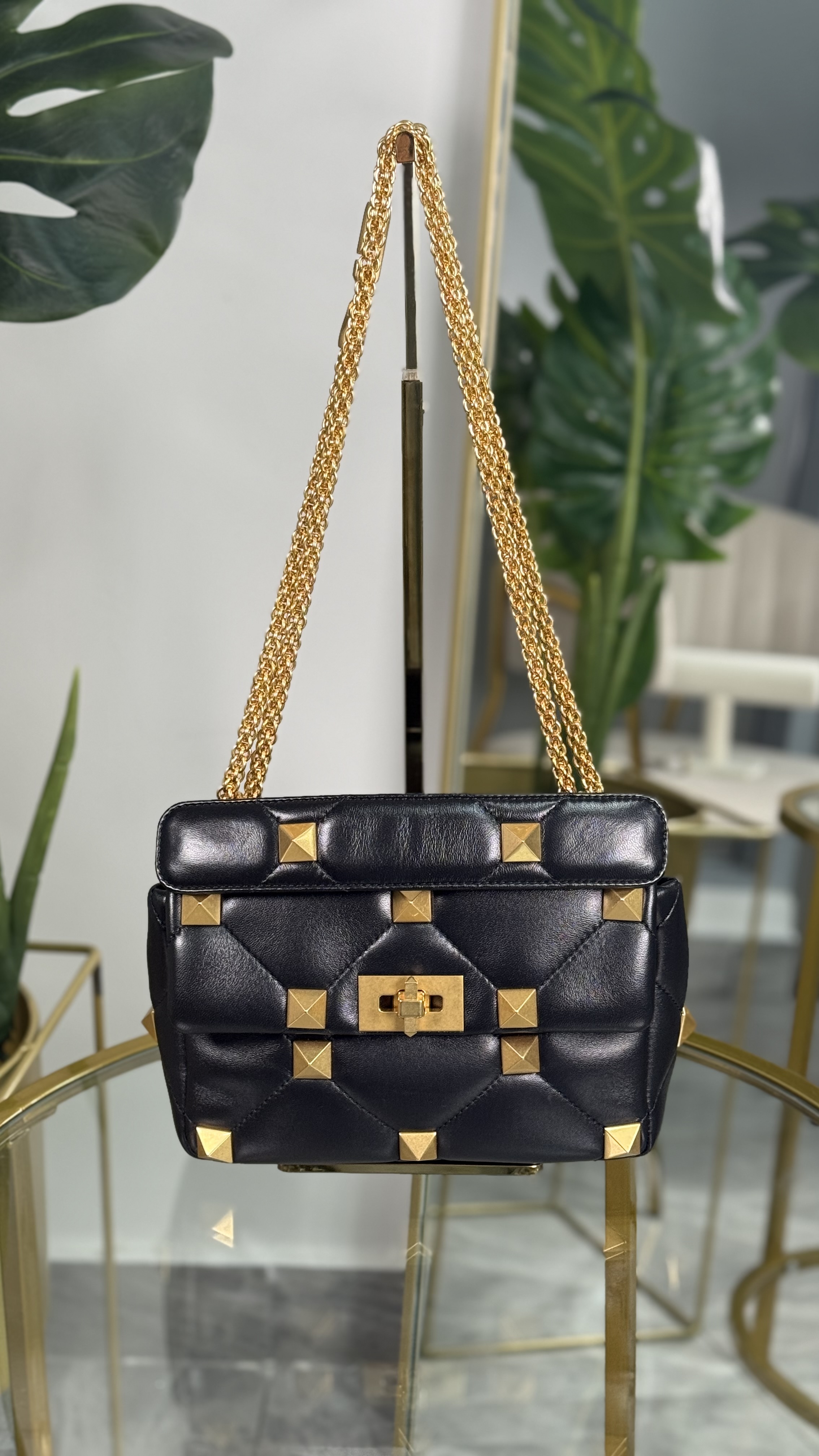 Valentino Romand Studs Negro