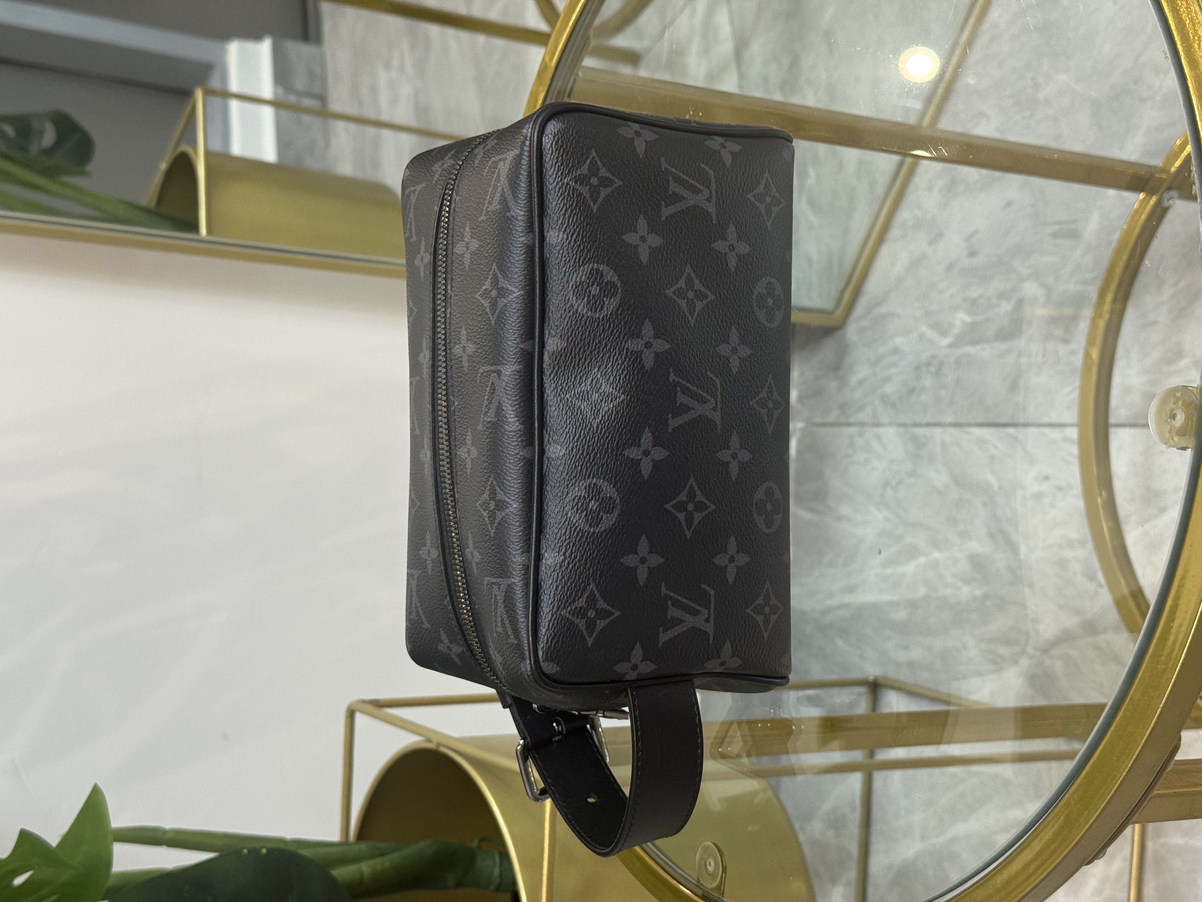 Louis Vuitton Locker Graphite